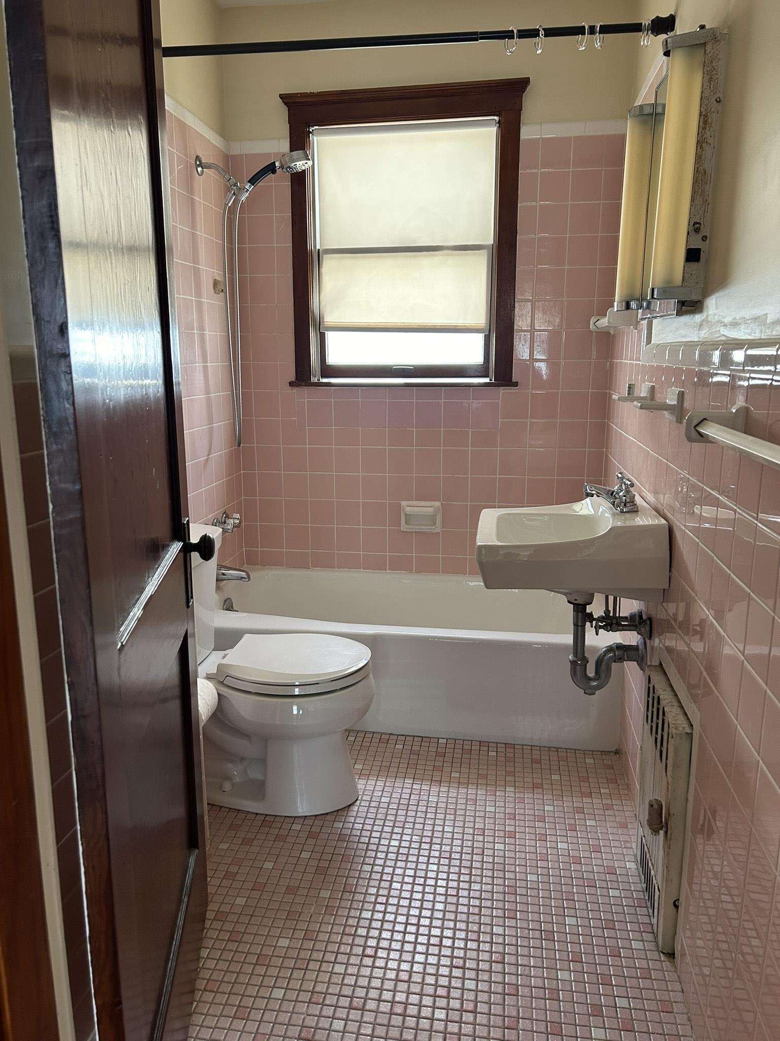 4 Edgar Ter, Winter Hill