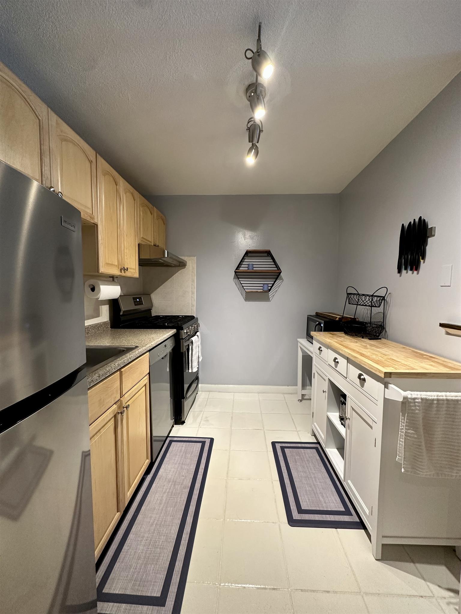 180 Mountain Ave, Malden