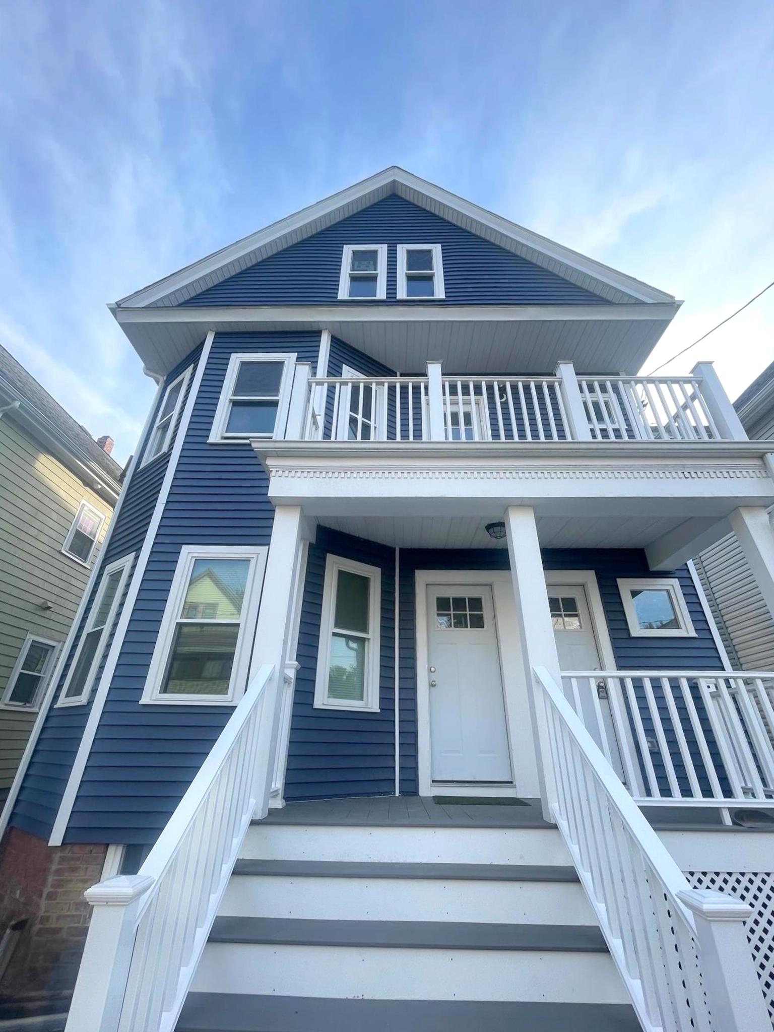 22 Glendale Ave, Davis Square