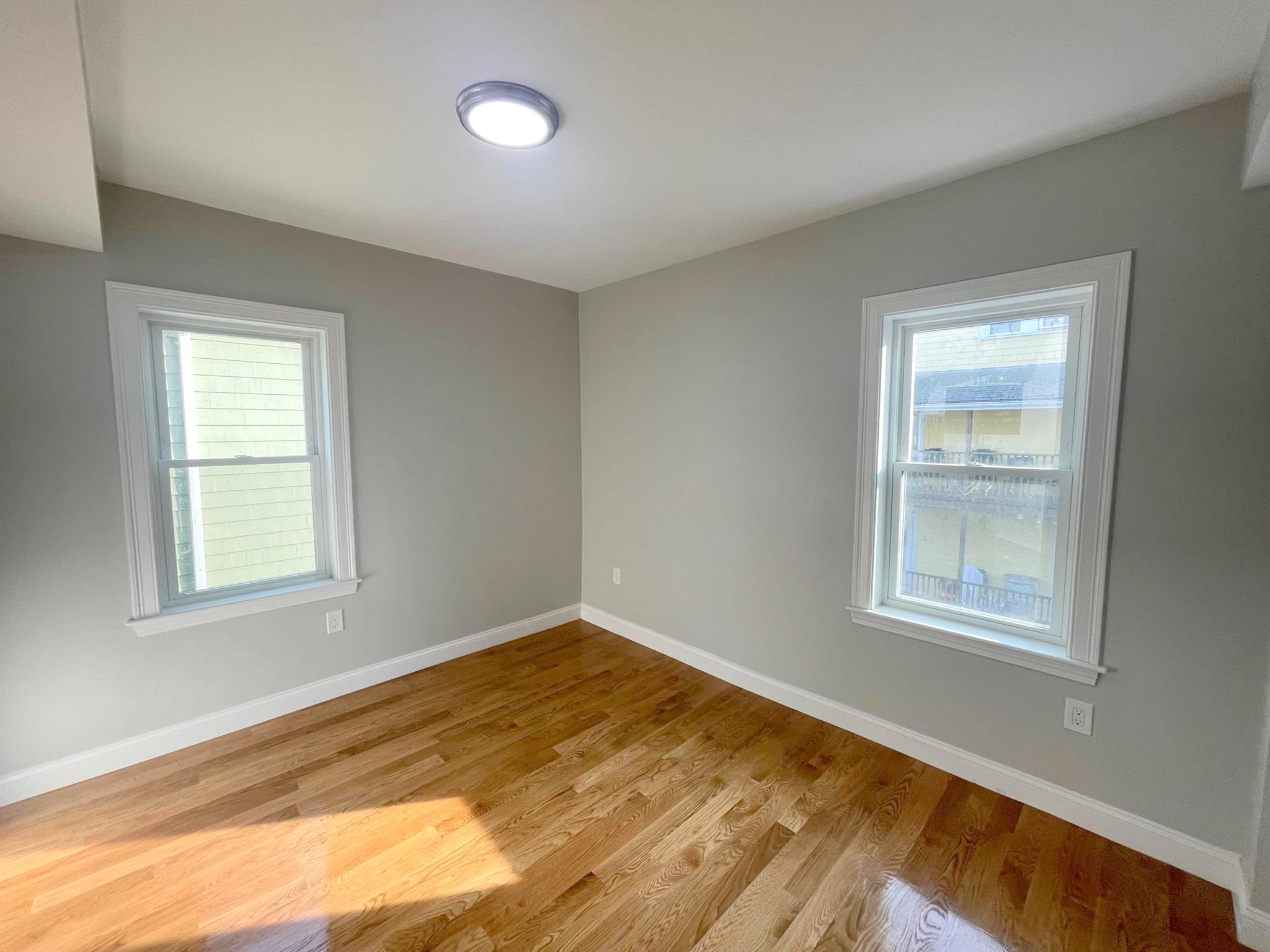 22 Glendale Ave, Davis Square