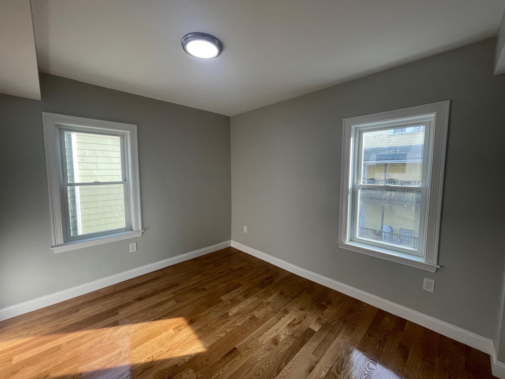 22 Glendale Ave, Davis Square