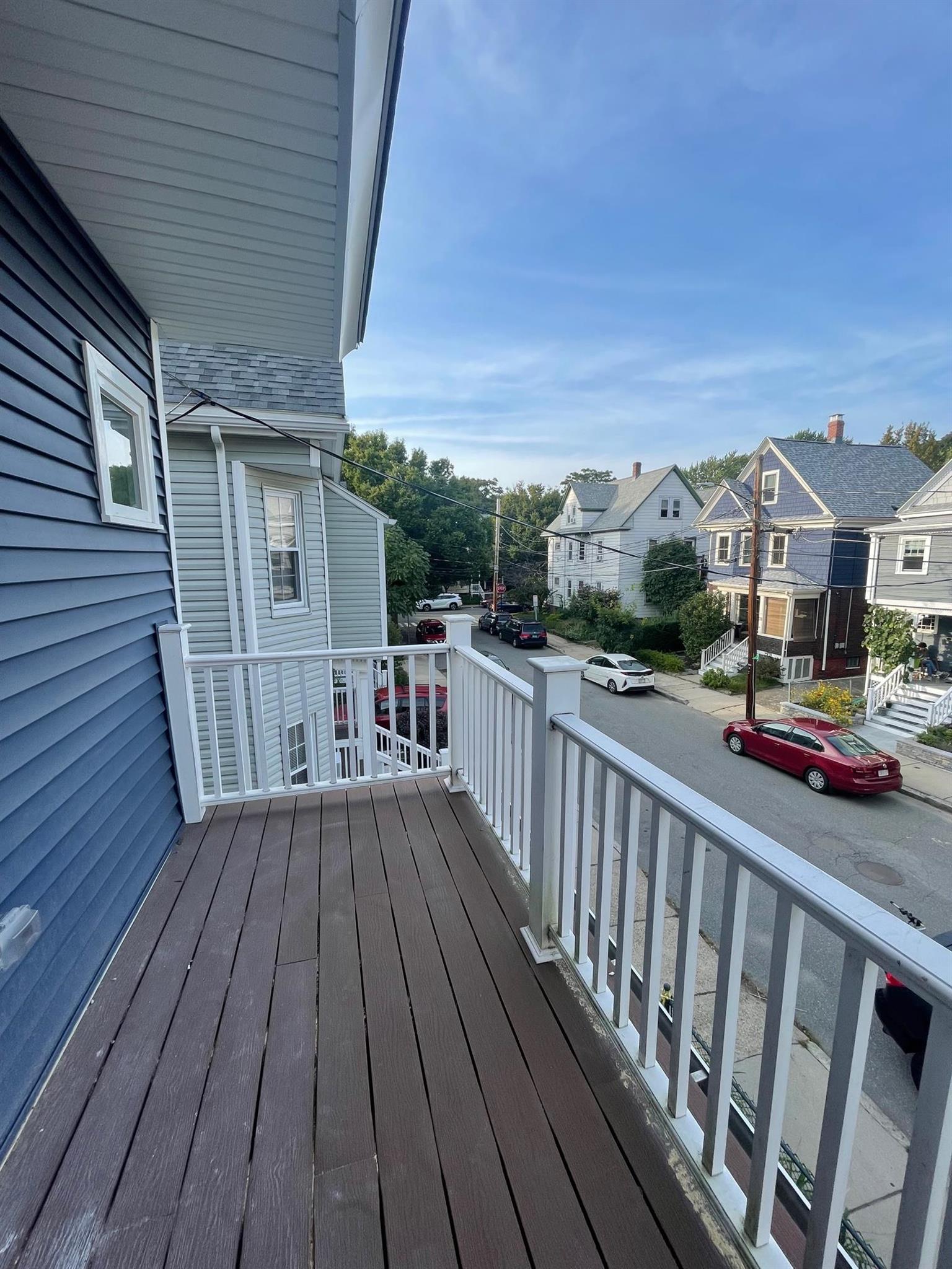 22 Glendale Ave, Davis Square