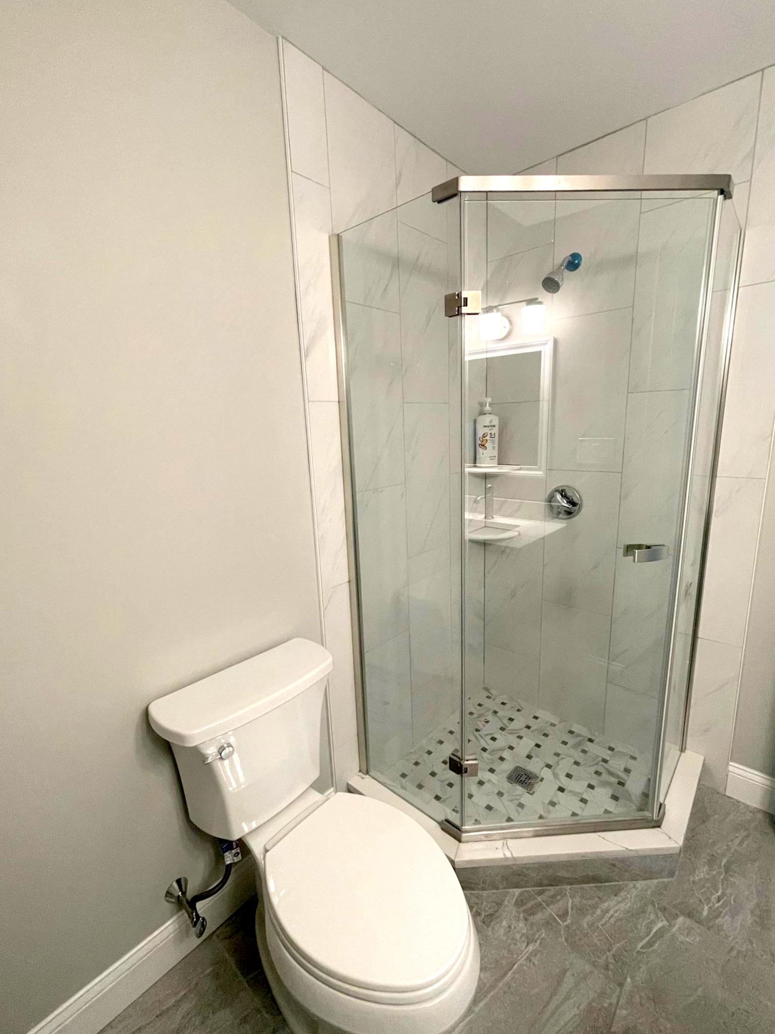 22 Glendale Ave, Davis Square