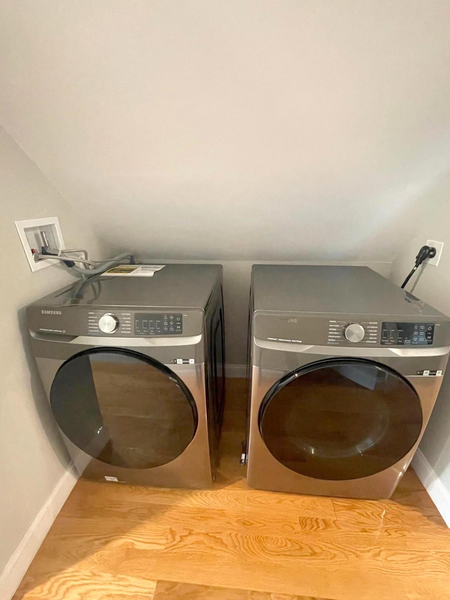 22 Glendale Ave, Davis Square