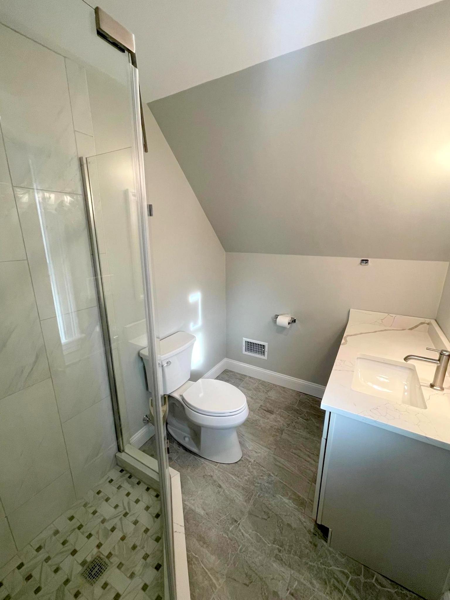 22 Glendale Ave, Davis Square