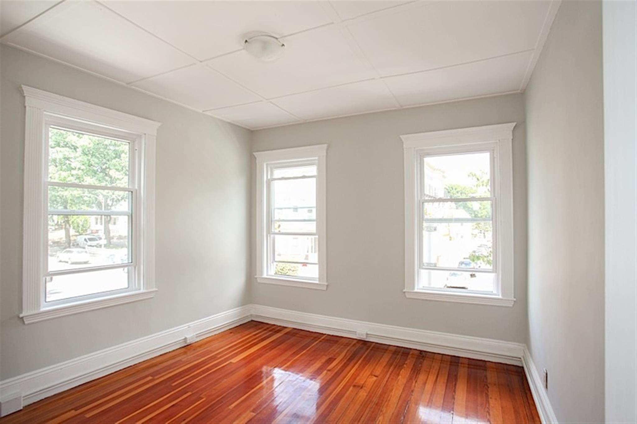 44 William St, Tufts University