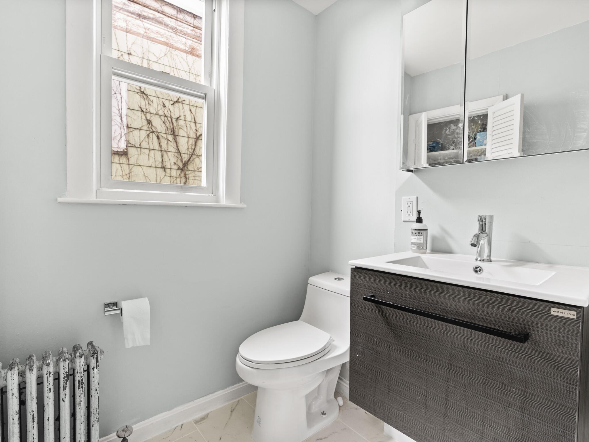 44 William St, Tufts University