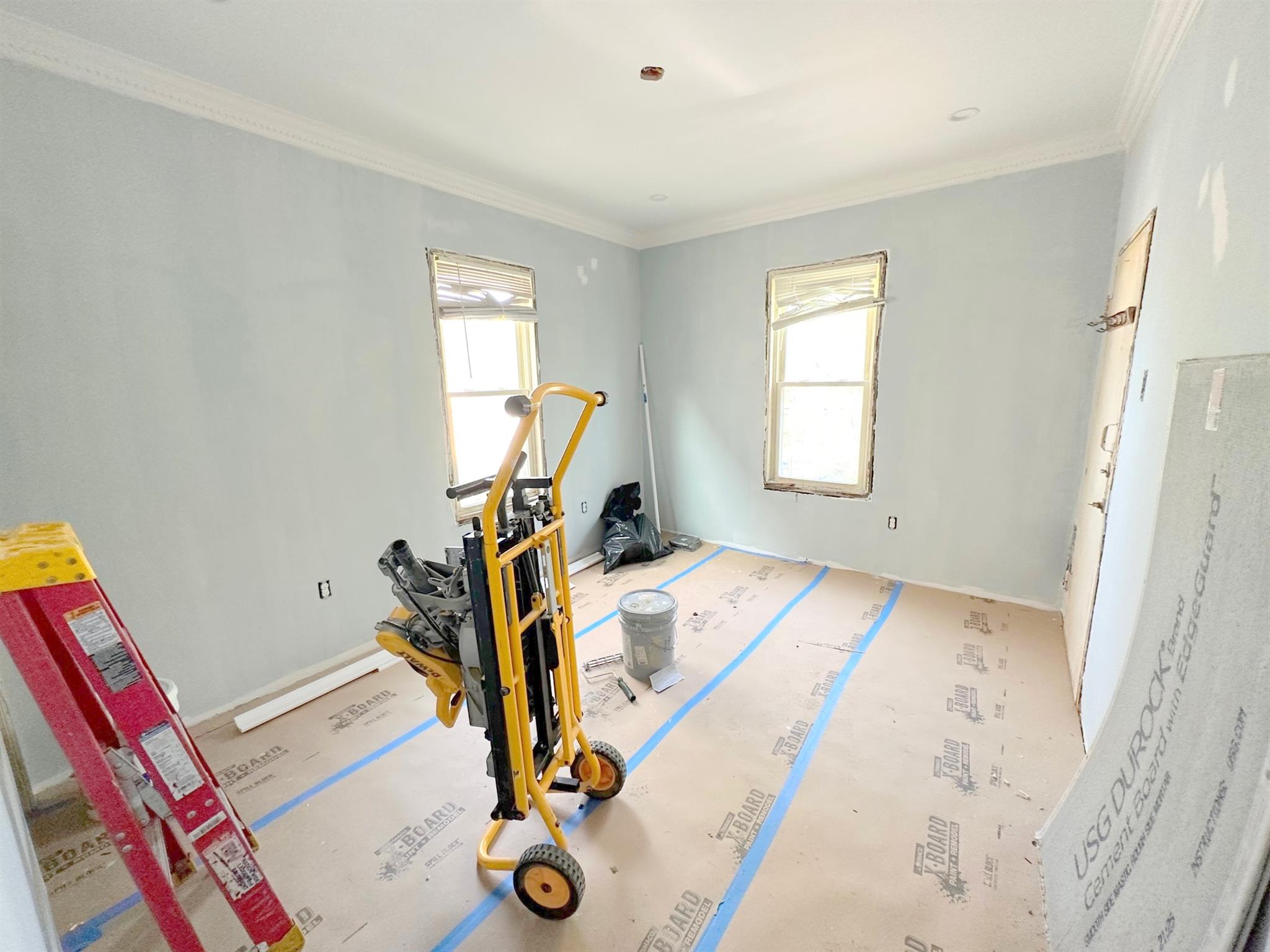 56 Otis St, Winter Hill