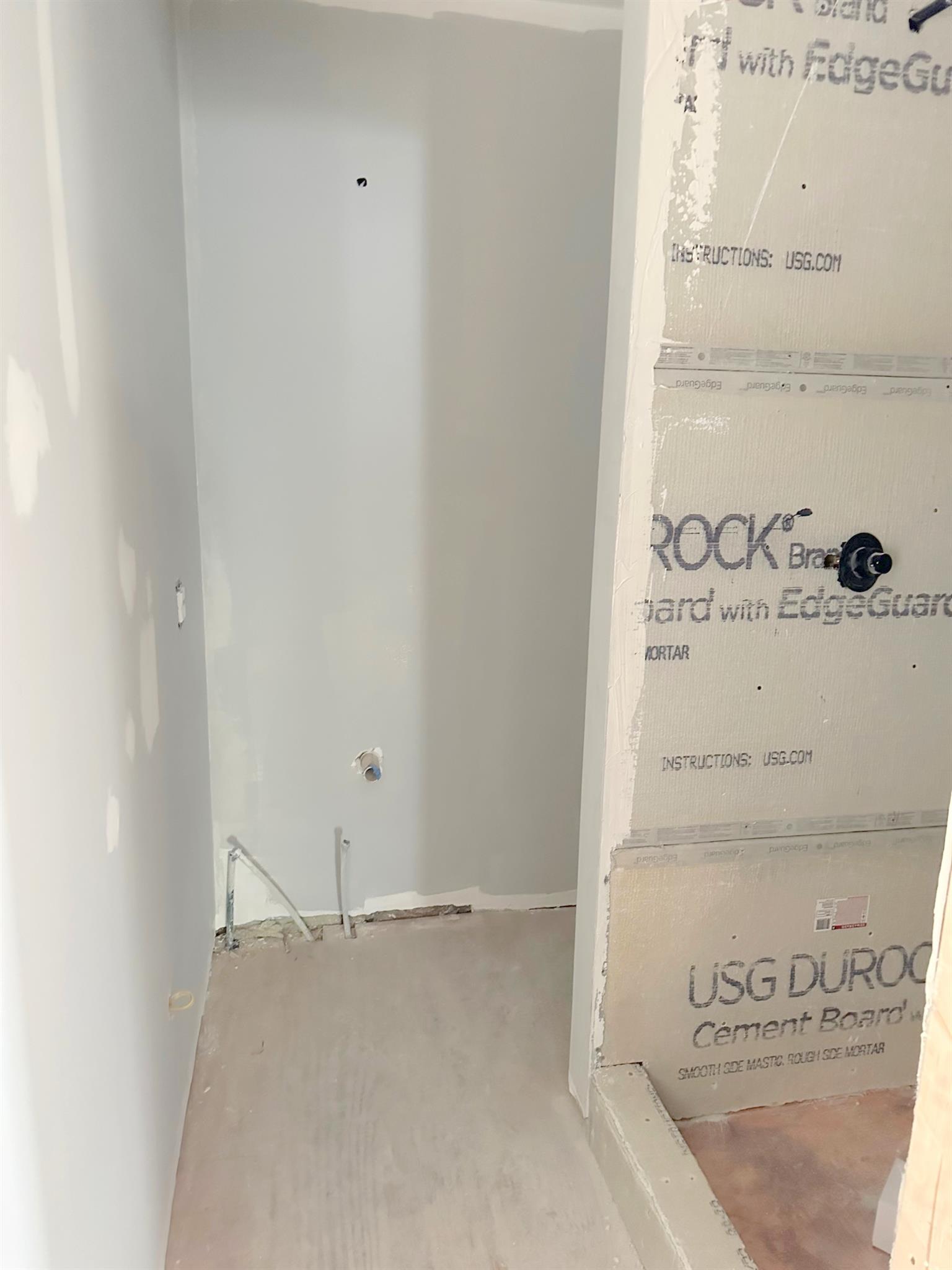 56 Otis St, Winter Hill