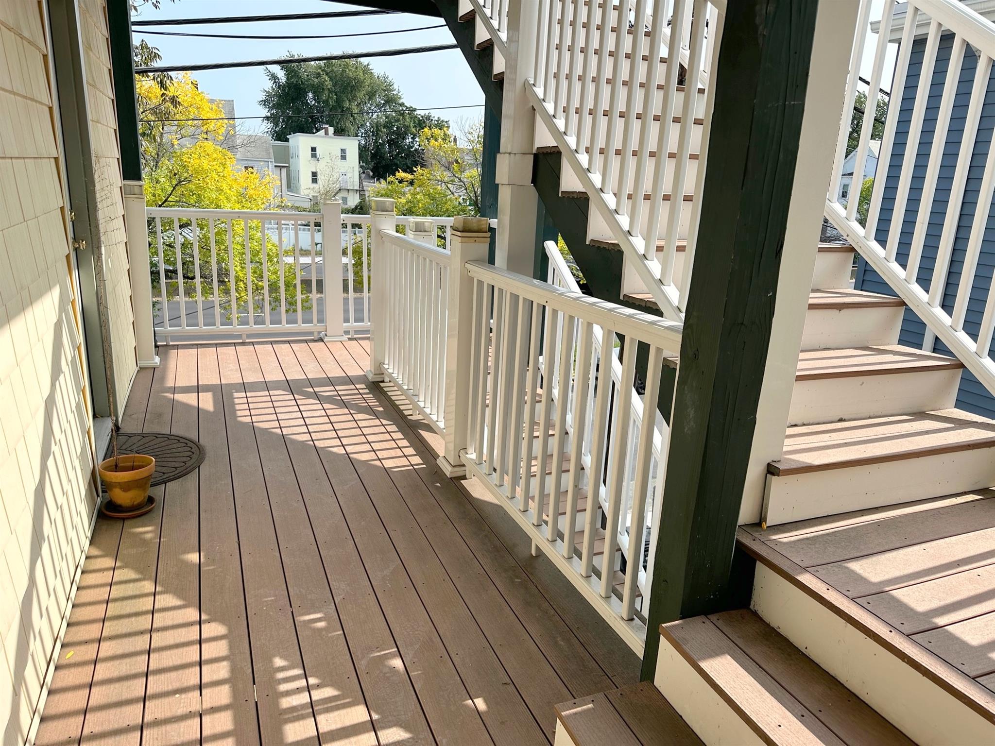 56 Otis St, Winter Hill