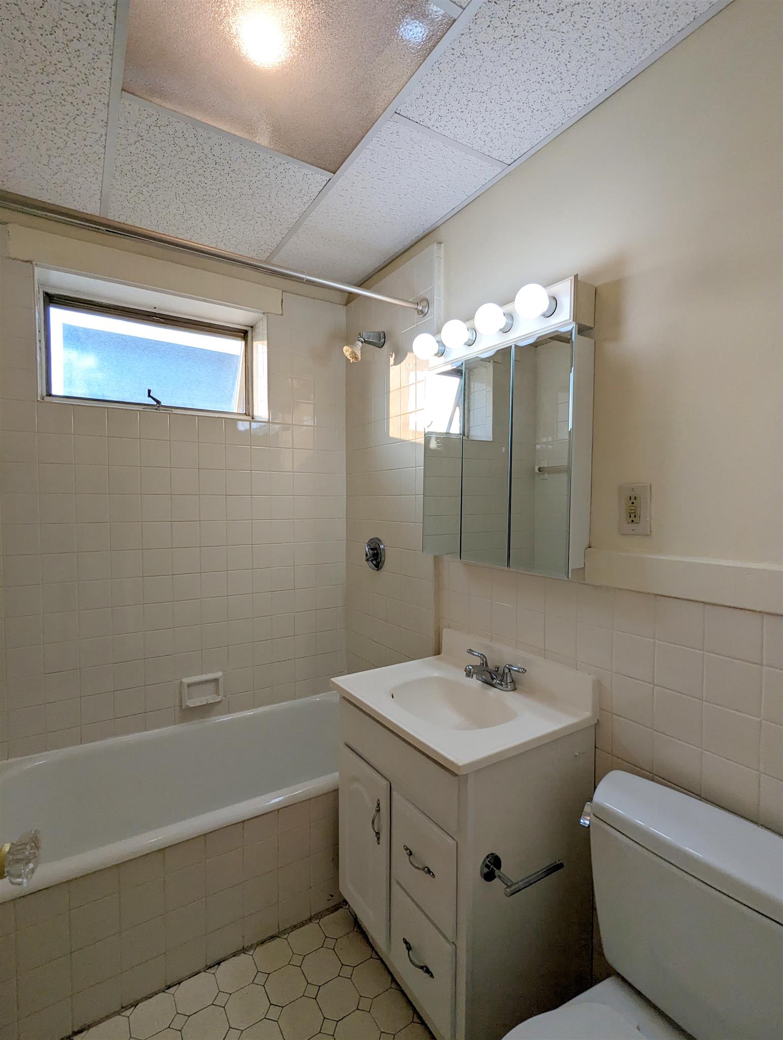 36 College Ave, Davis Square