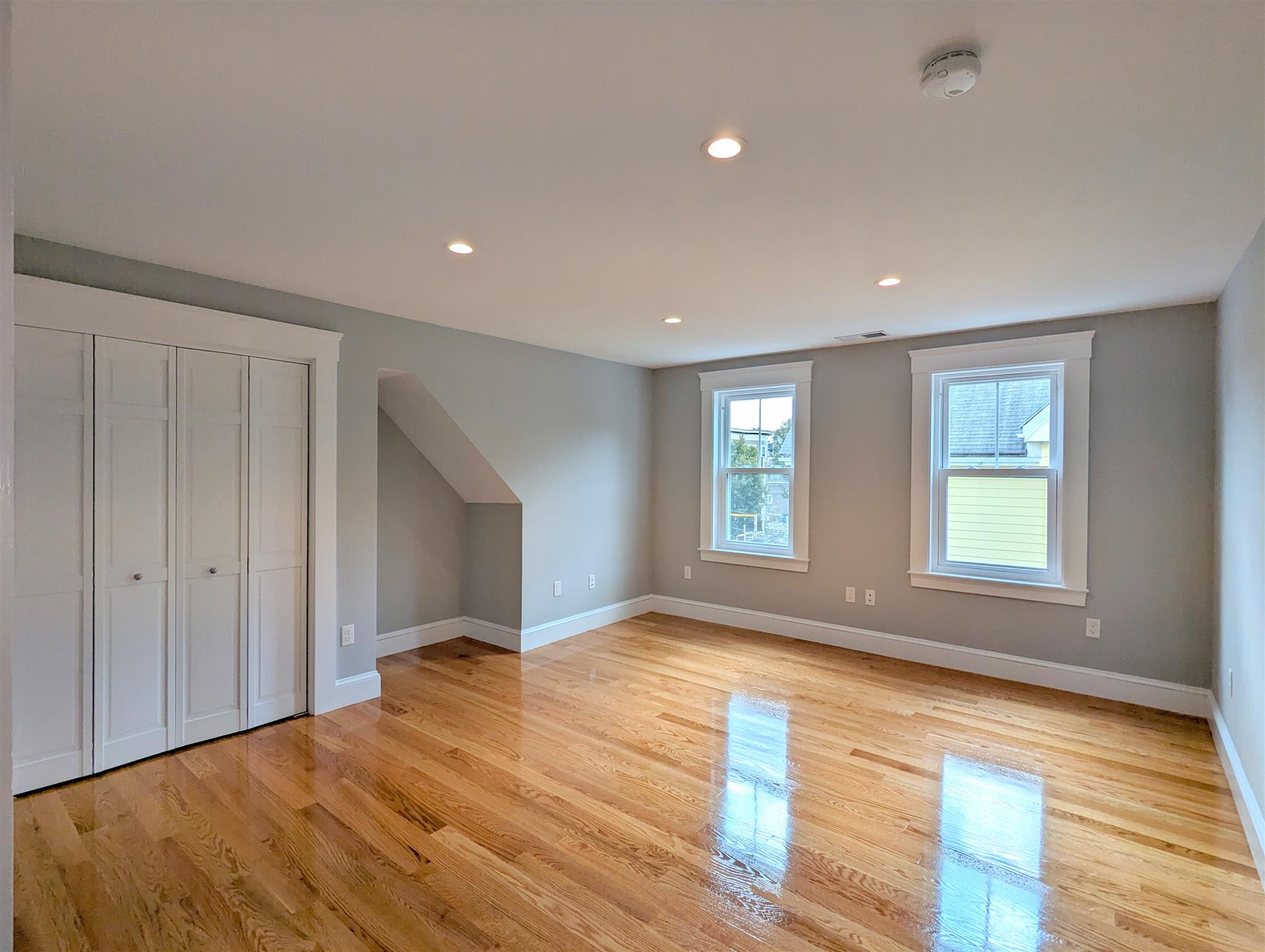 26 Fenwick St, Magoun Square