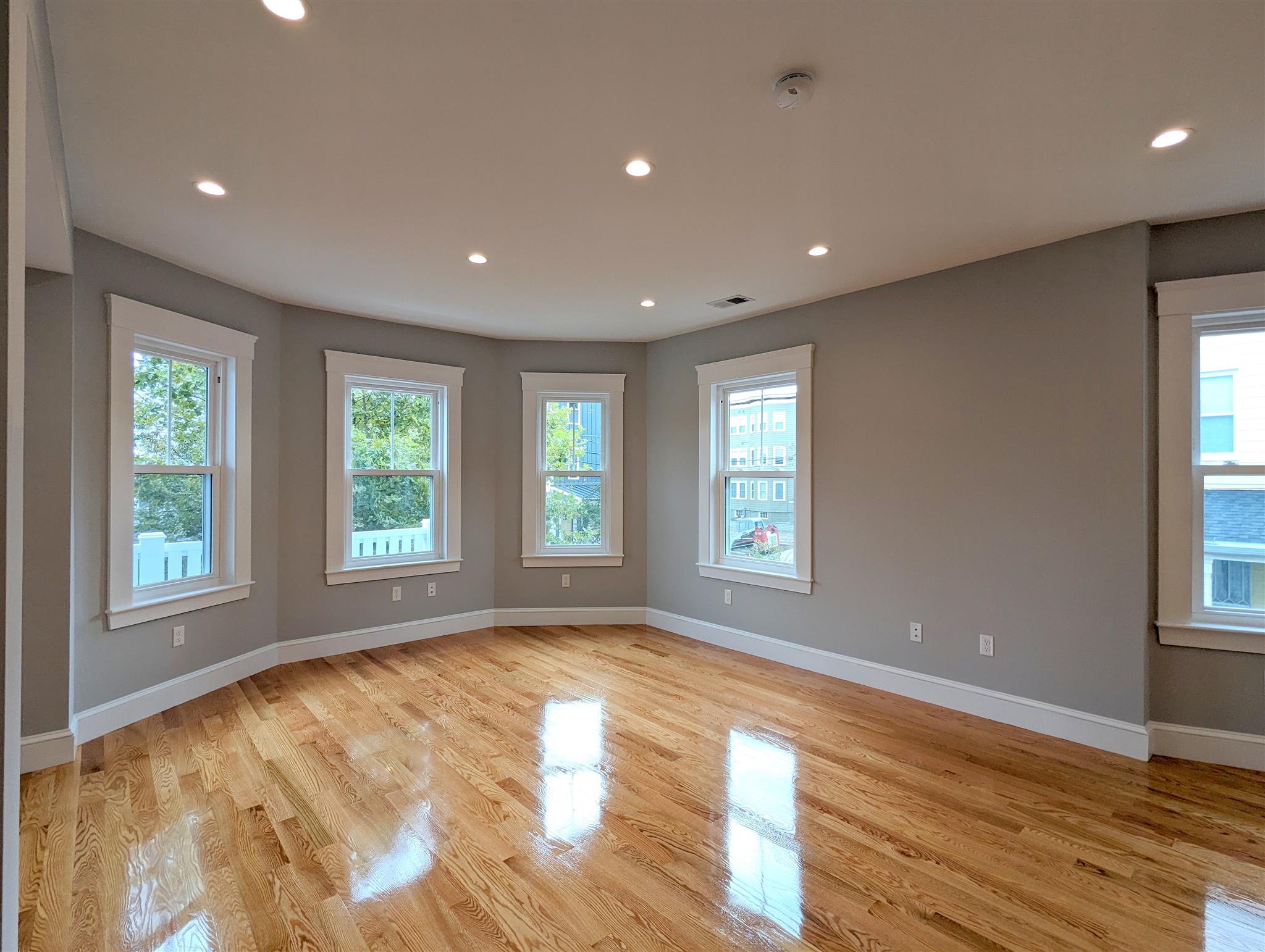 26 Fenwick St, Magoun Square