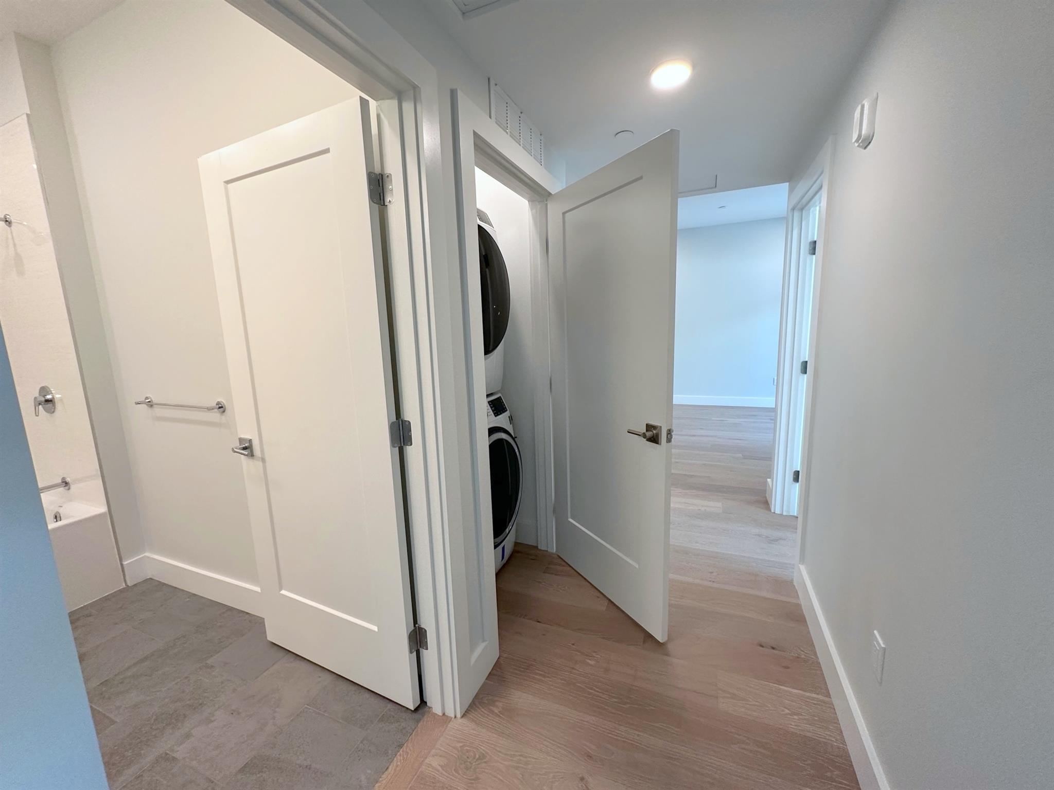 124 Highland Ave, Prospect Hill