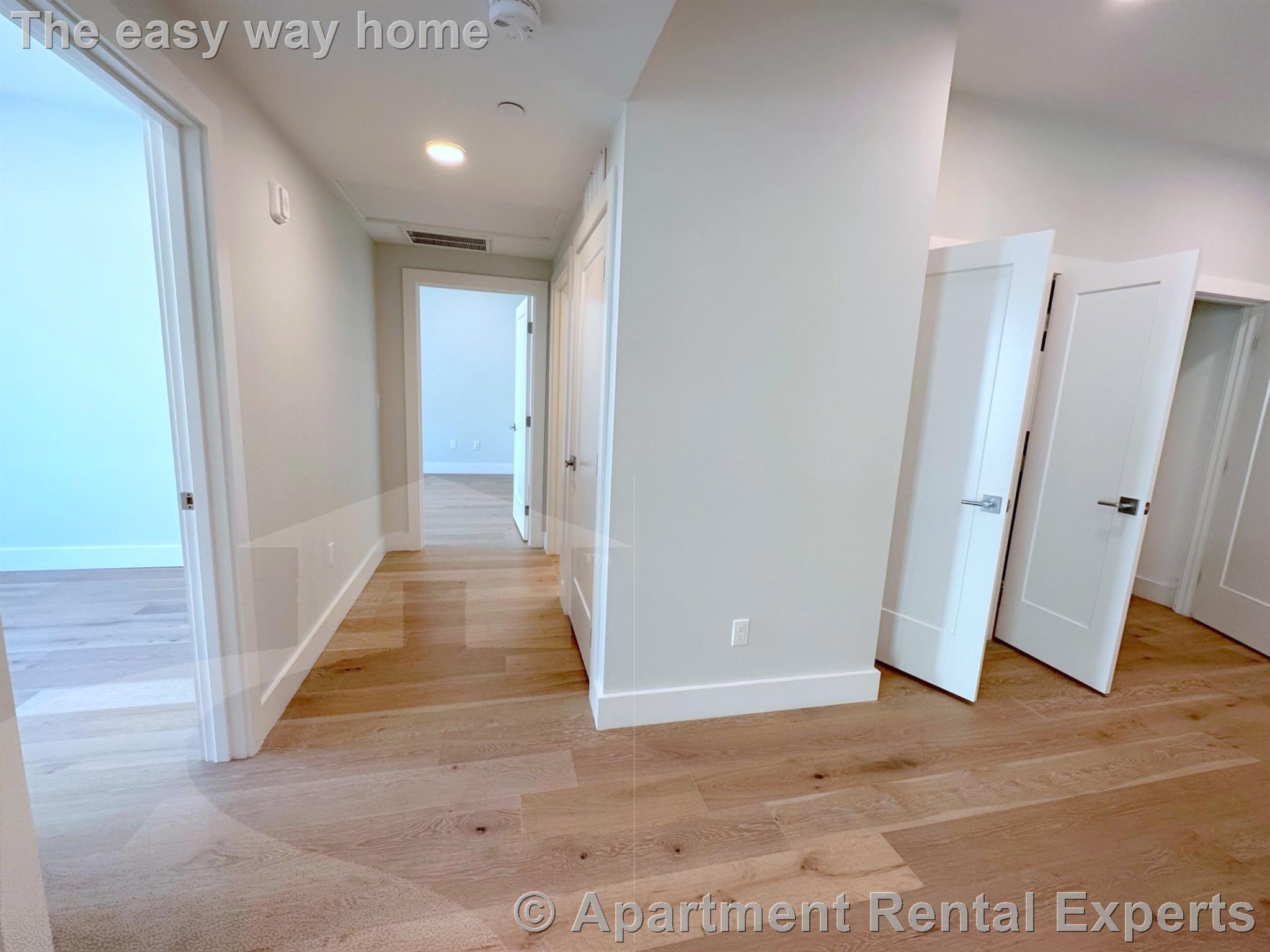 124 Highland Ave, Ward Two