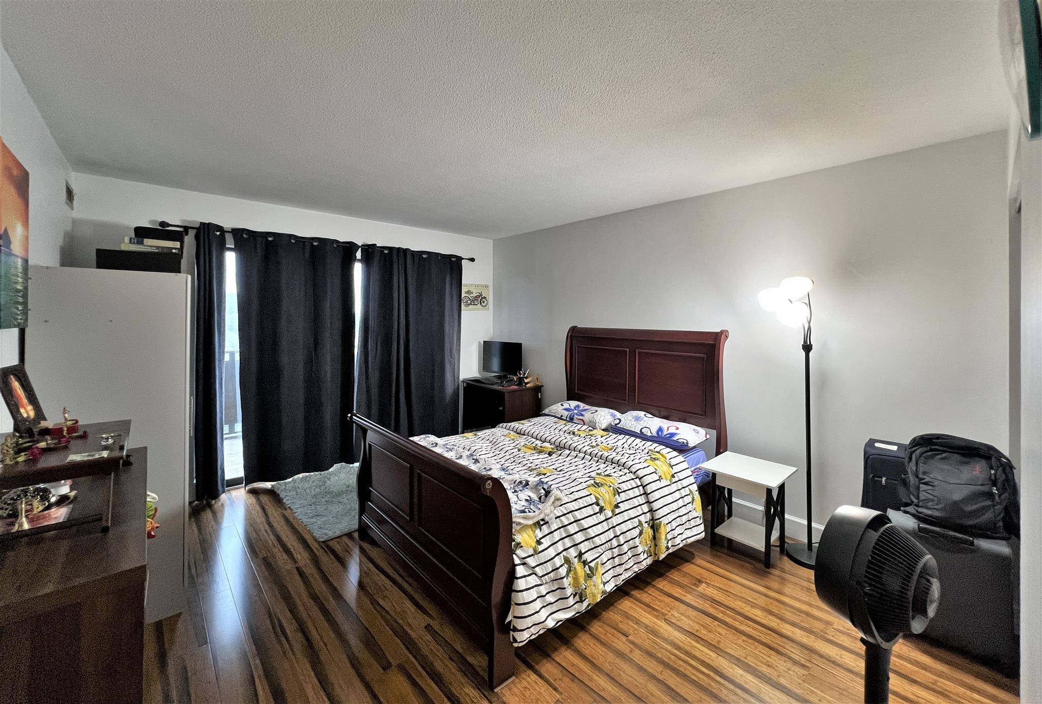 990 Massachusetts Ave, Arlington