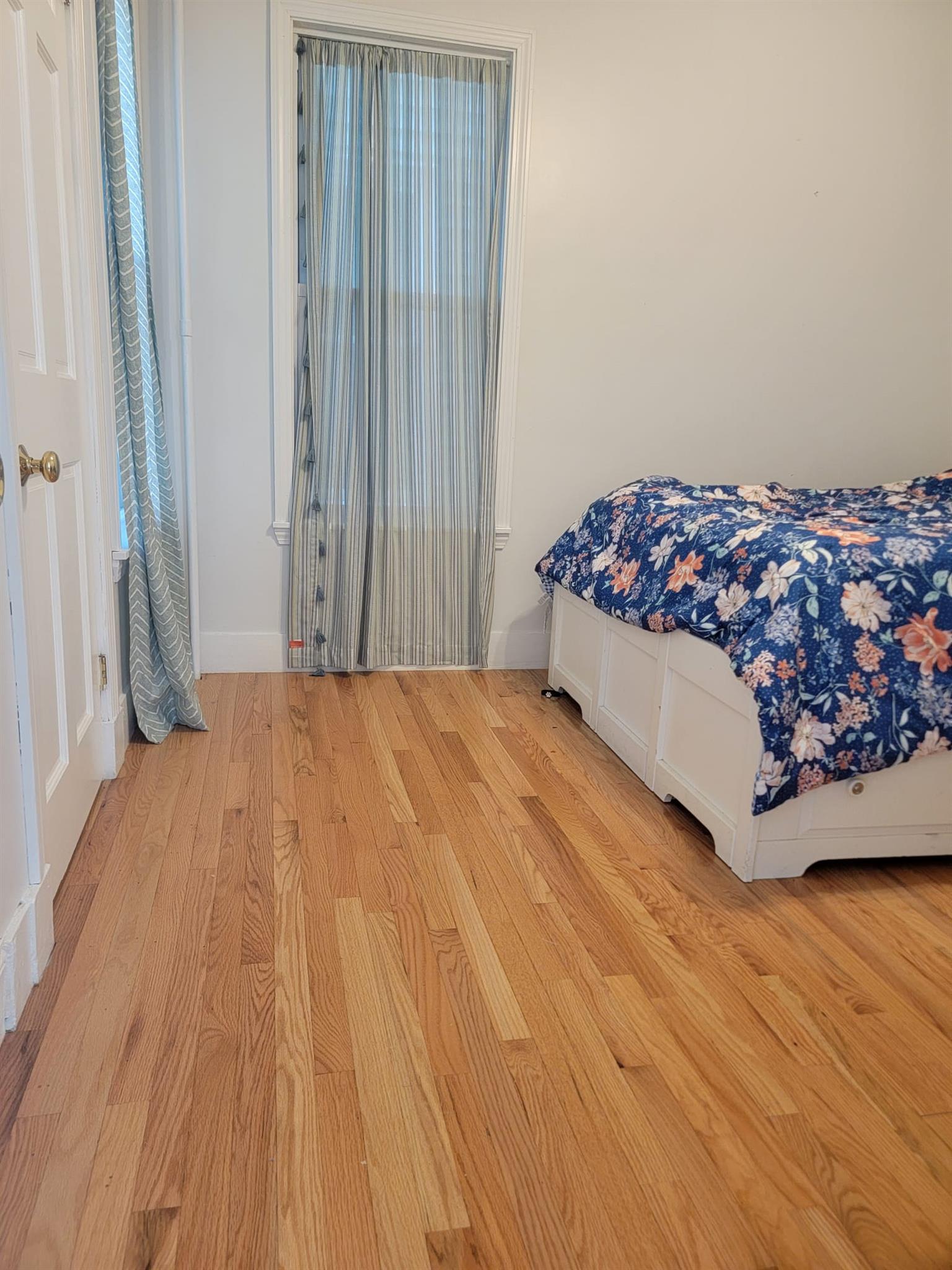 38 Otis St, East Somerville