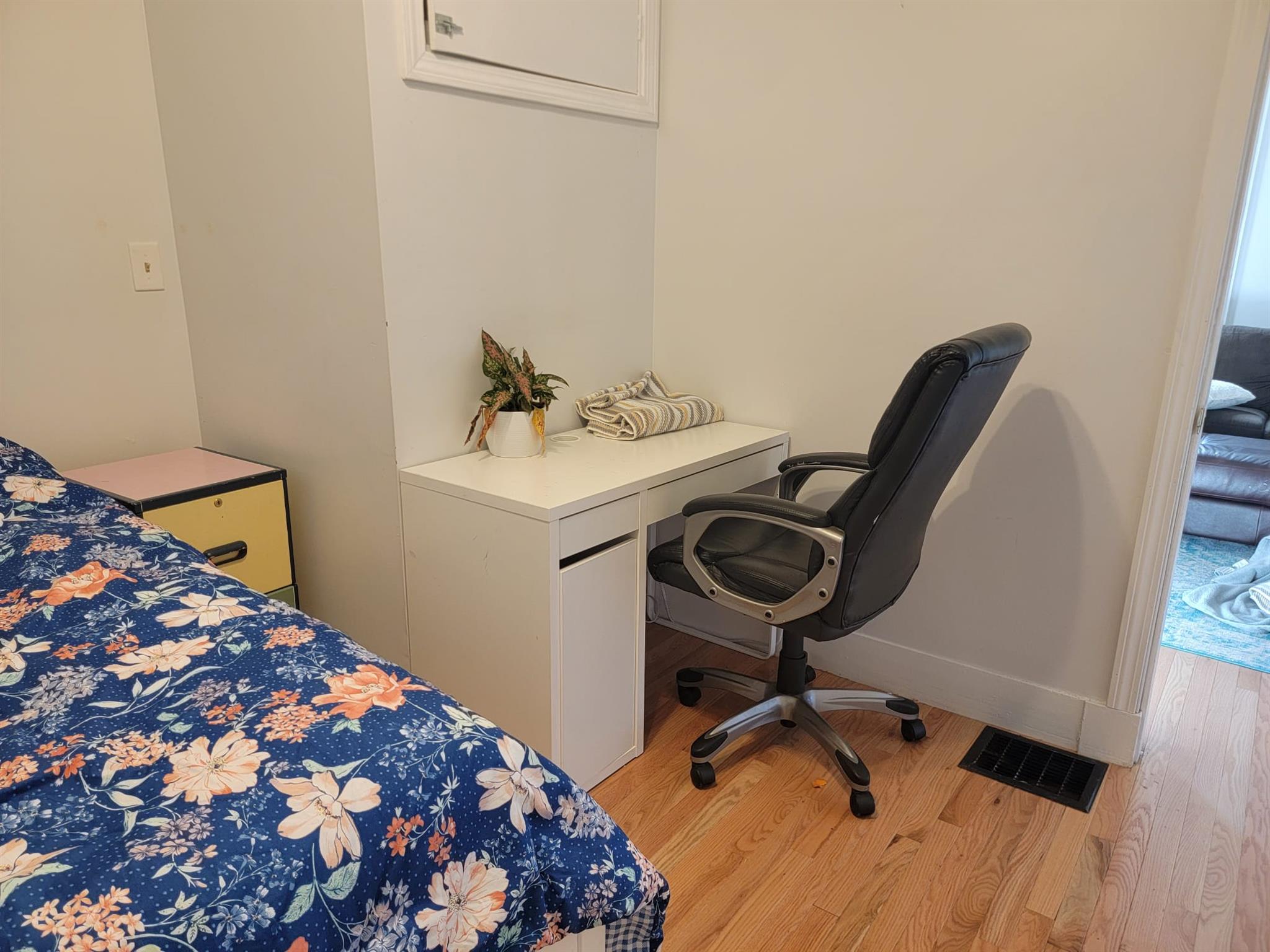 38 Otis St, East Somerville