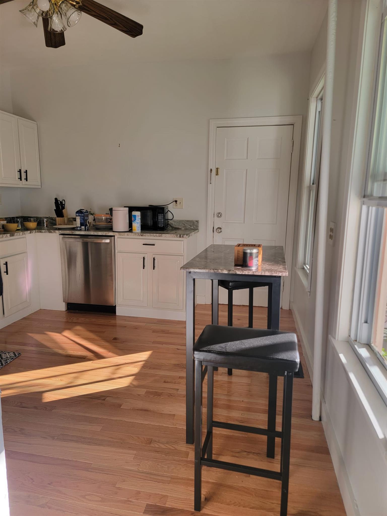 38 Otis St, East Somerville