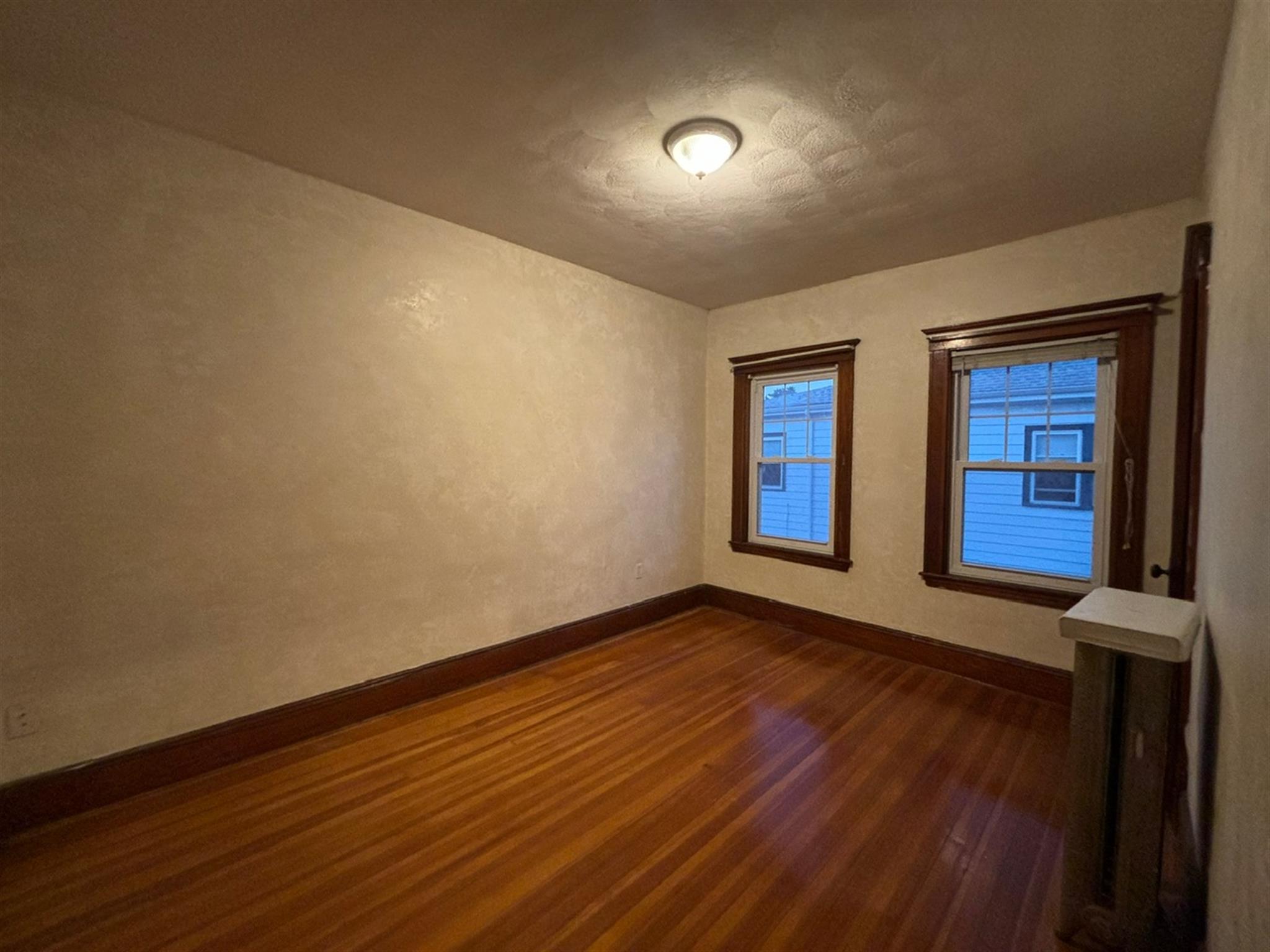 169 School St, Mount Auburn (Watertown)