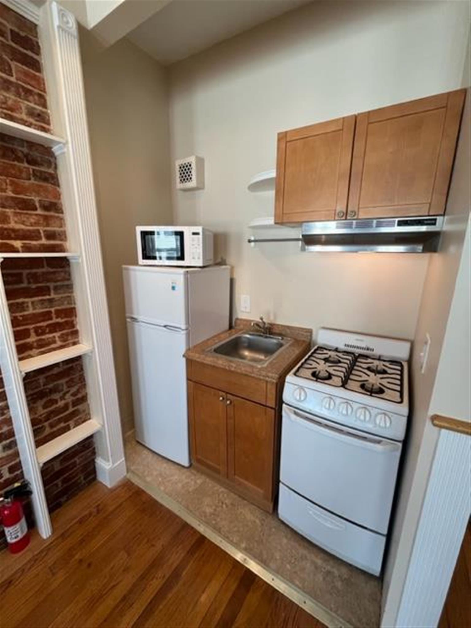 888 Massachusetts Ave, Central Square