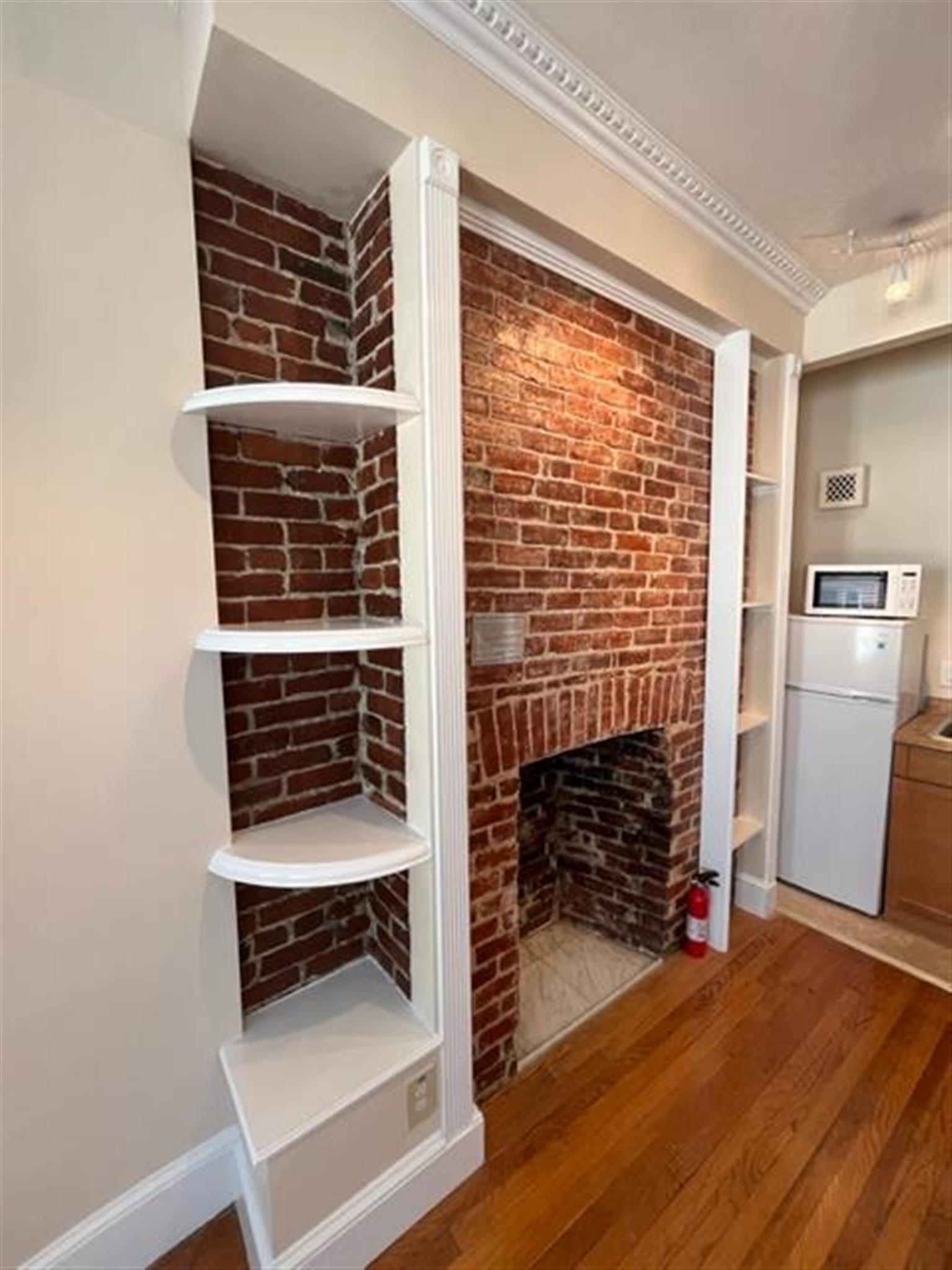 888 Massachusetts Ave, Central Square