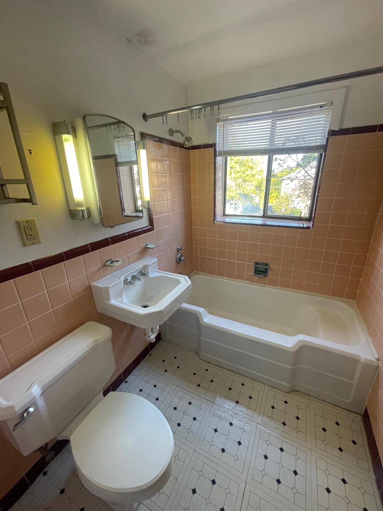 276 Massachusetts Ave, Arlington