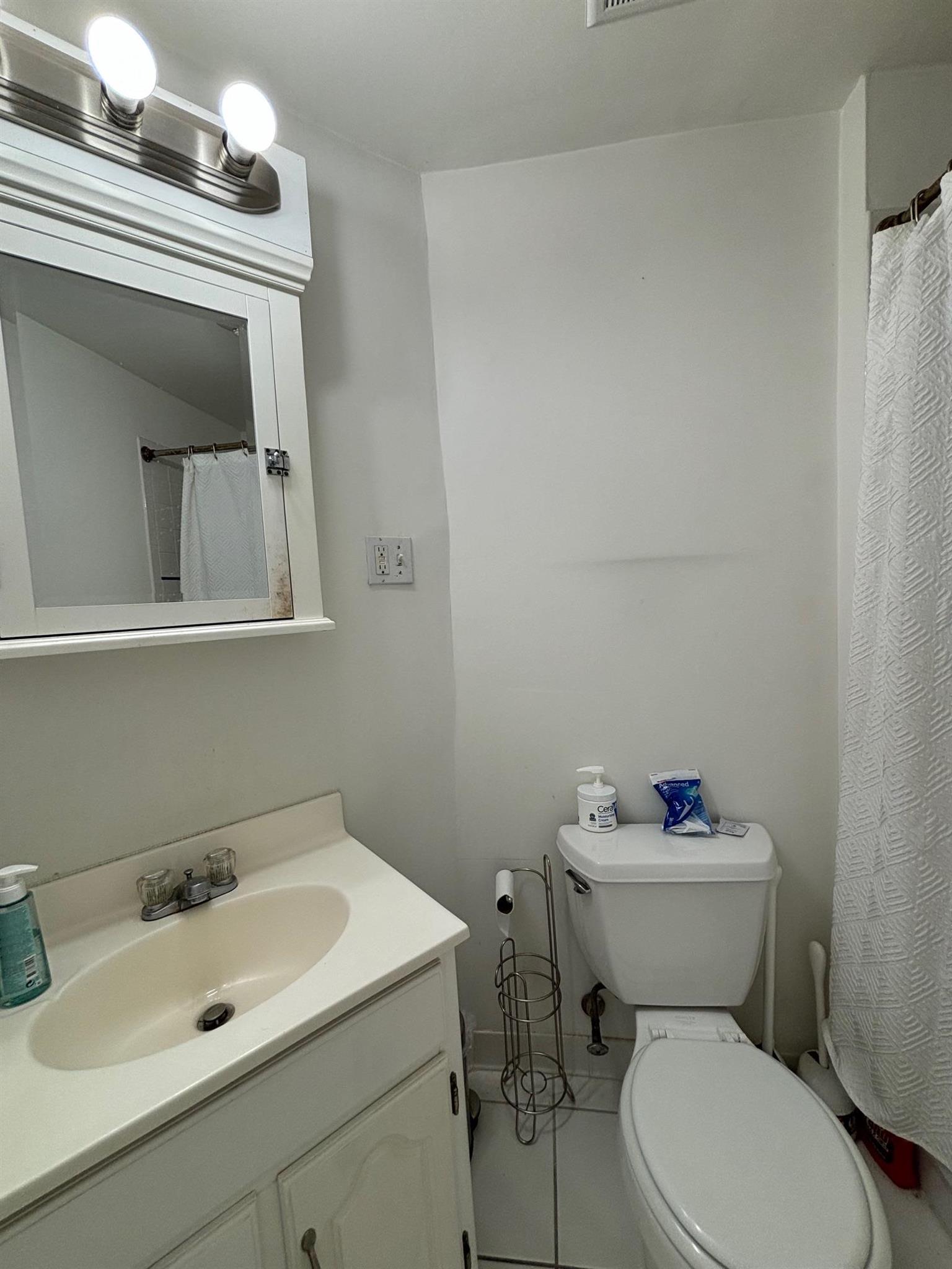 4 Craigie St, Davis Square