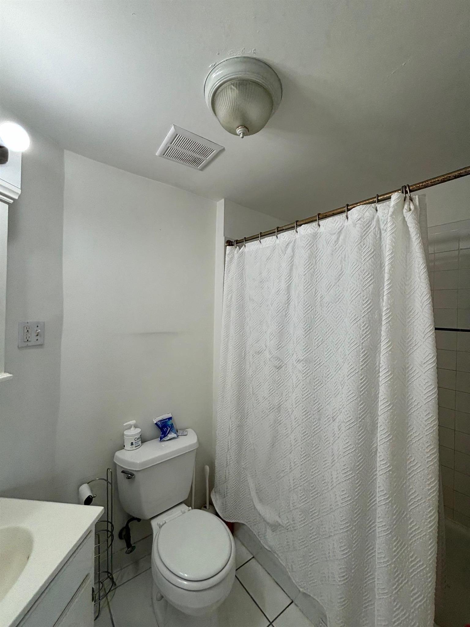 4 Craigie St, Davis Square