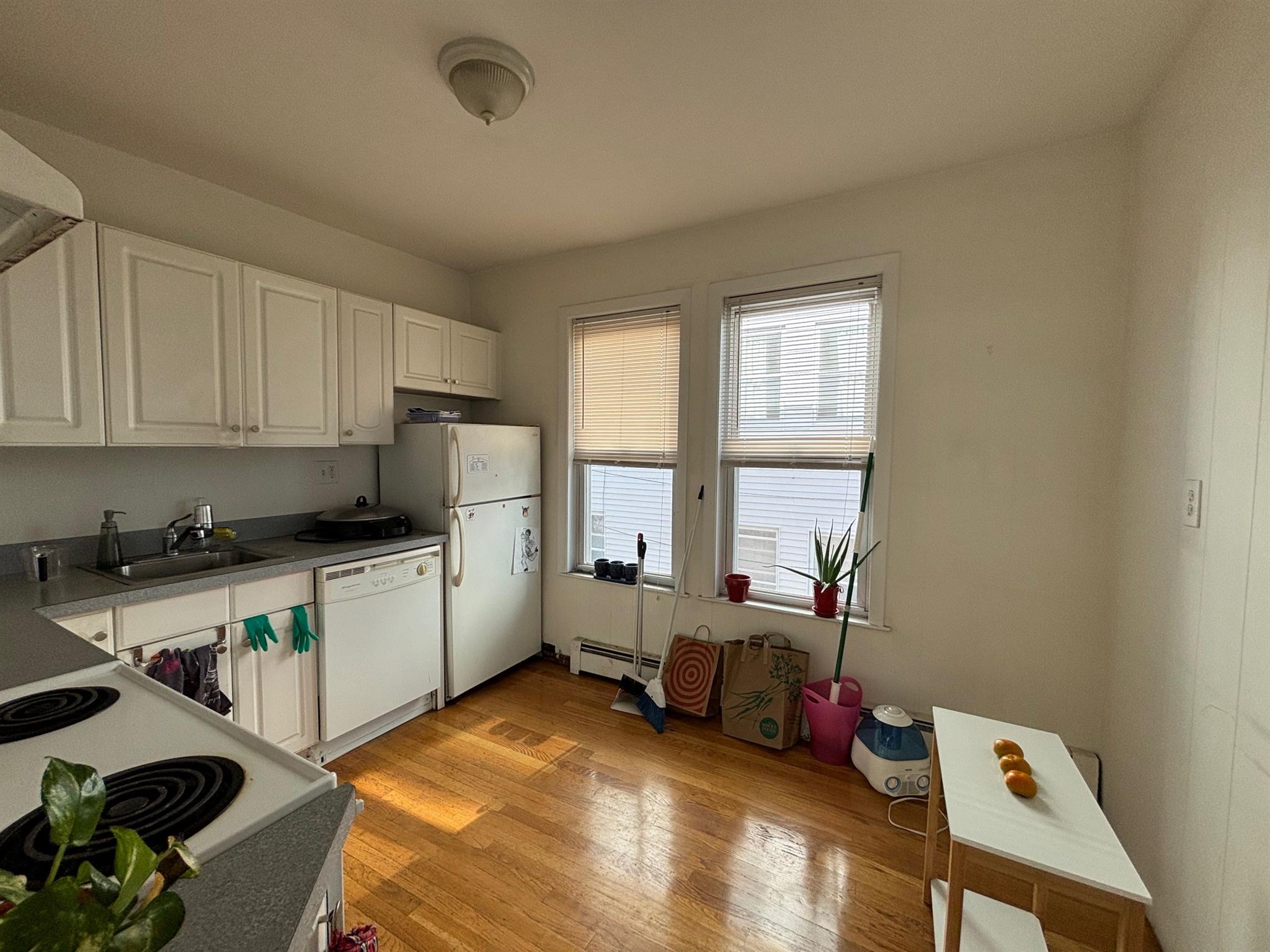 4 Craigie St, Davis Square