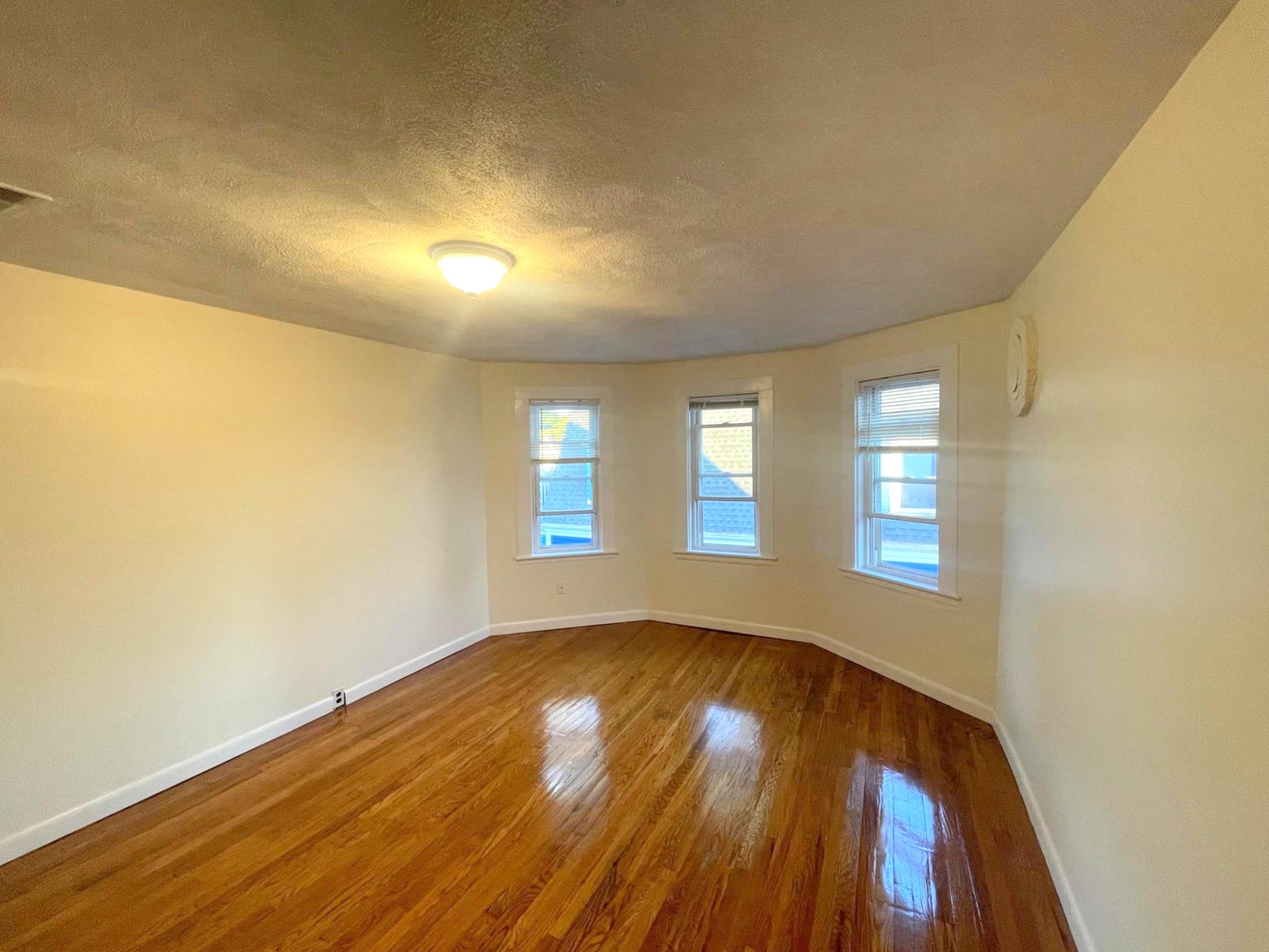 16 Kidder Ave, Davis Square