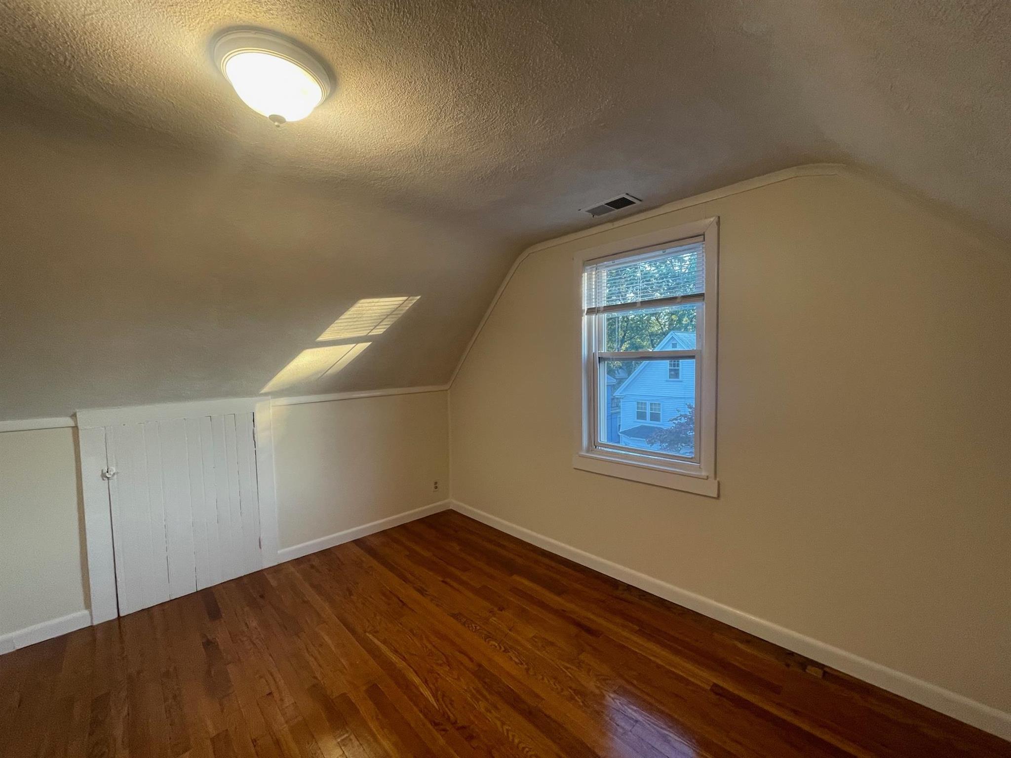 16 Kidder Ave, Davis Square