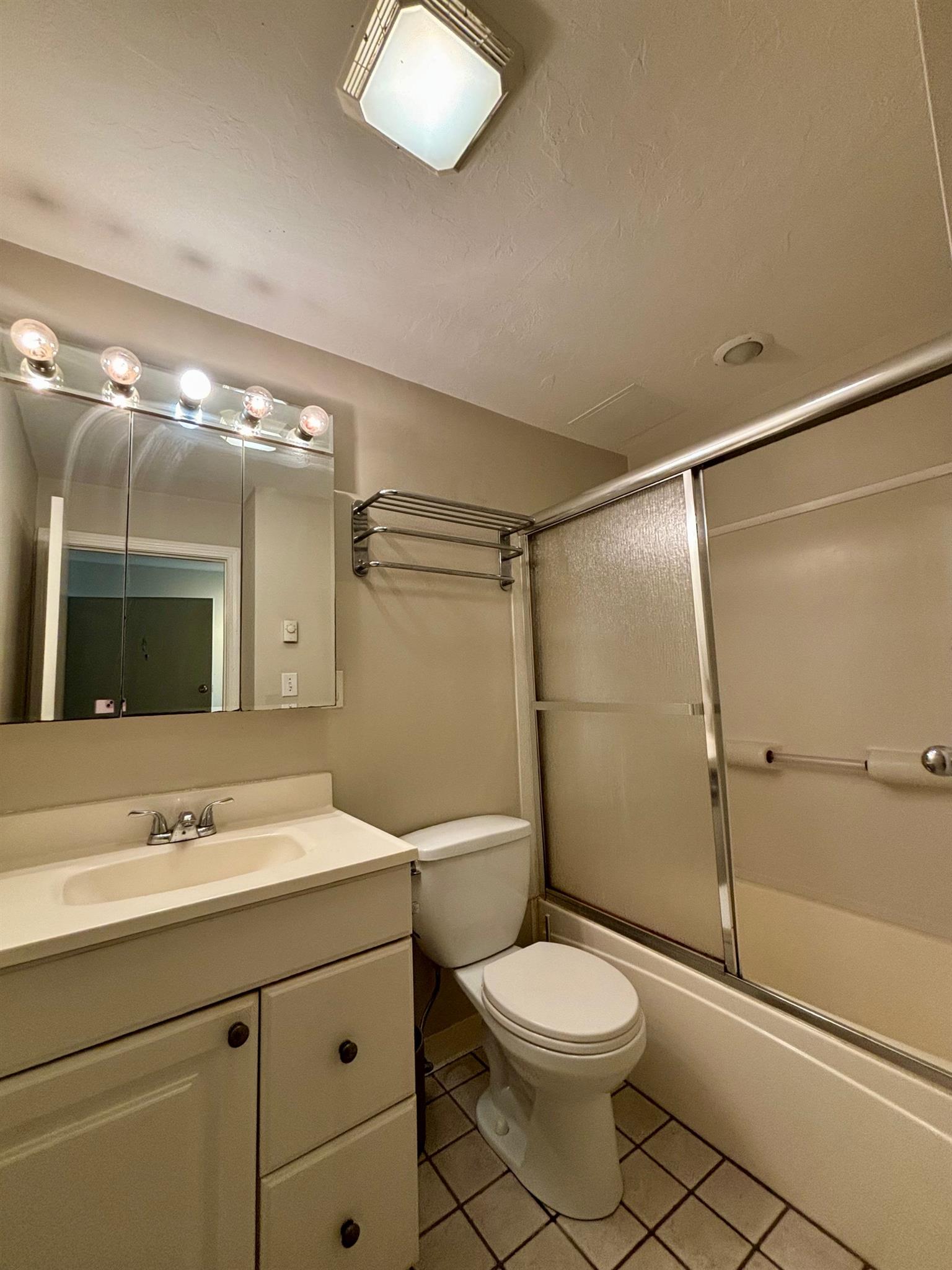 383 Revere Beach Pkwa, Revere