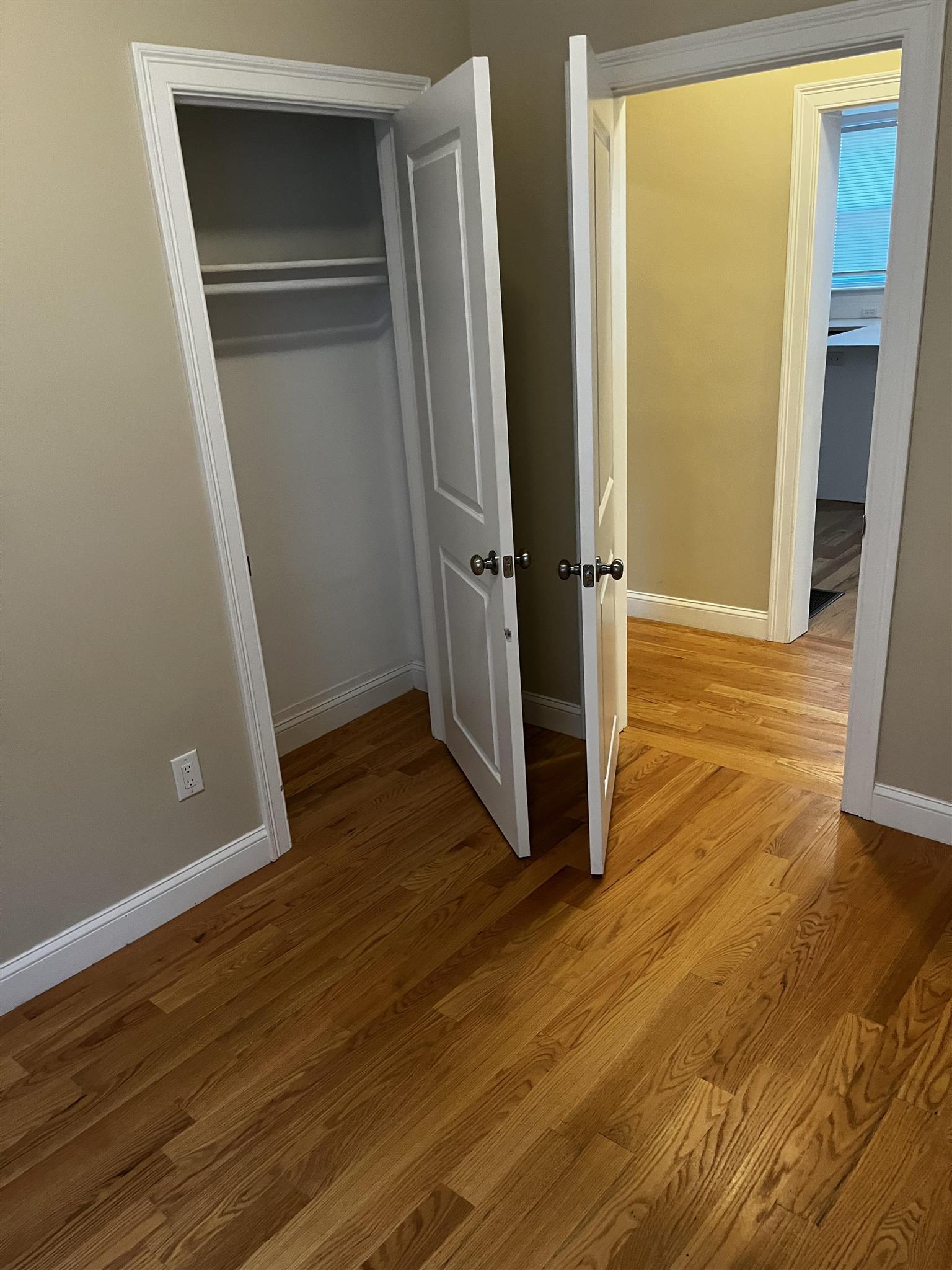 285 Medford St, Winter Hill