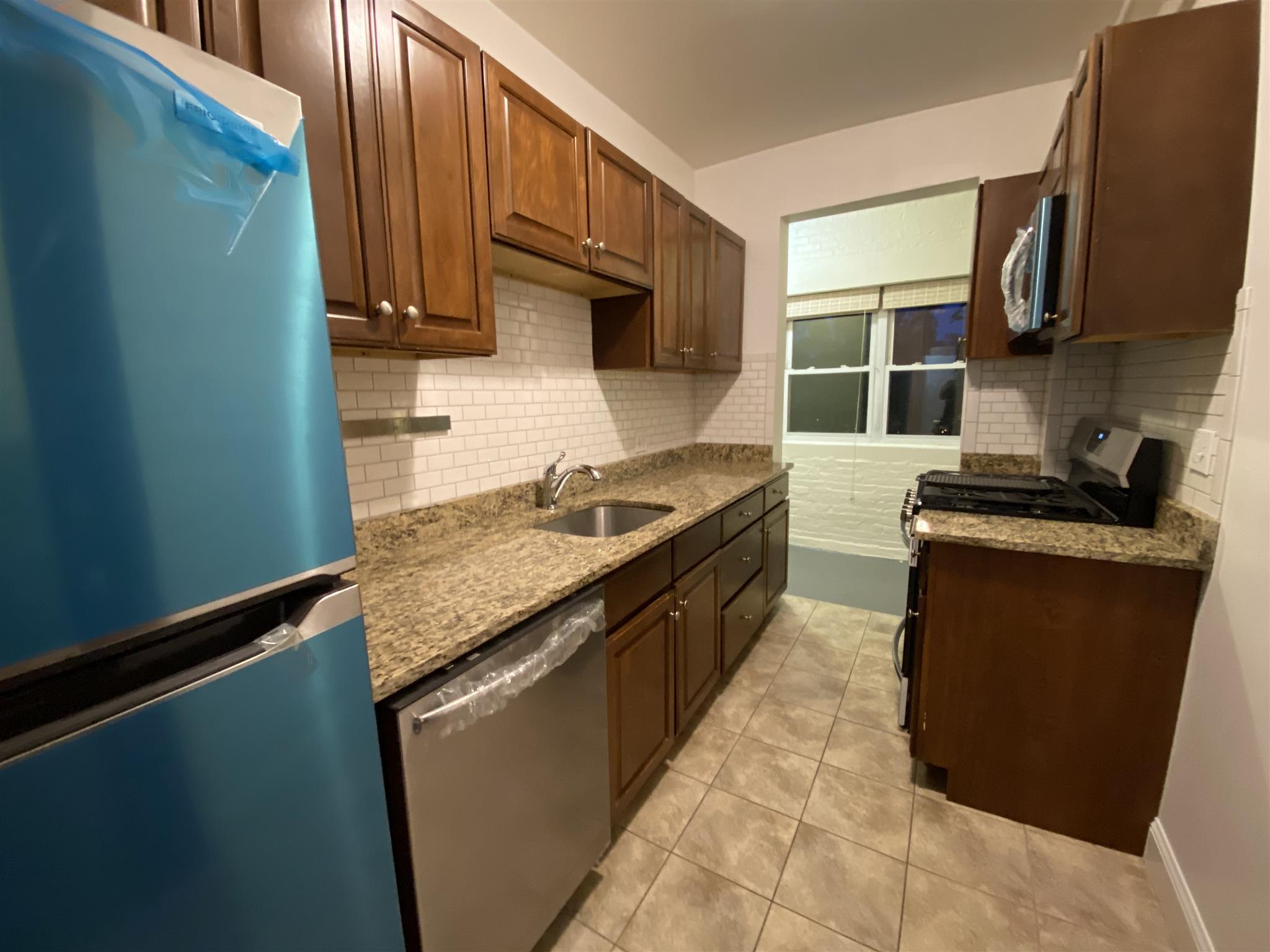 3 Linnaean St, Harvard Square