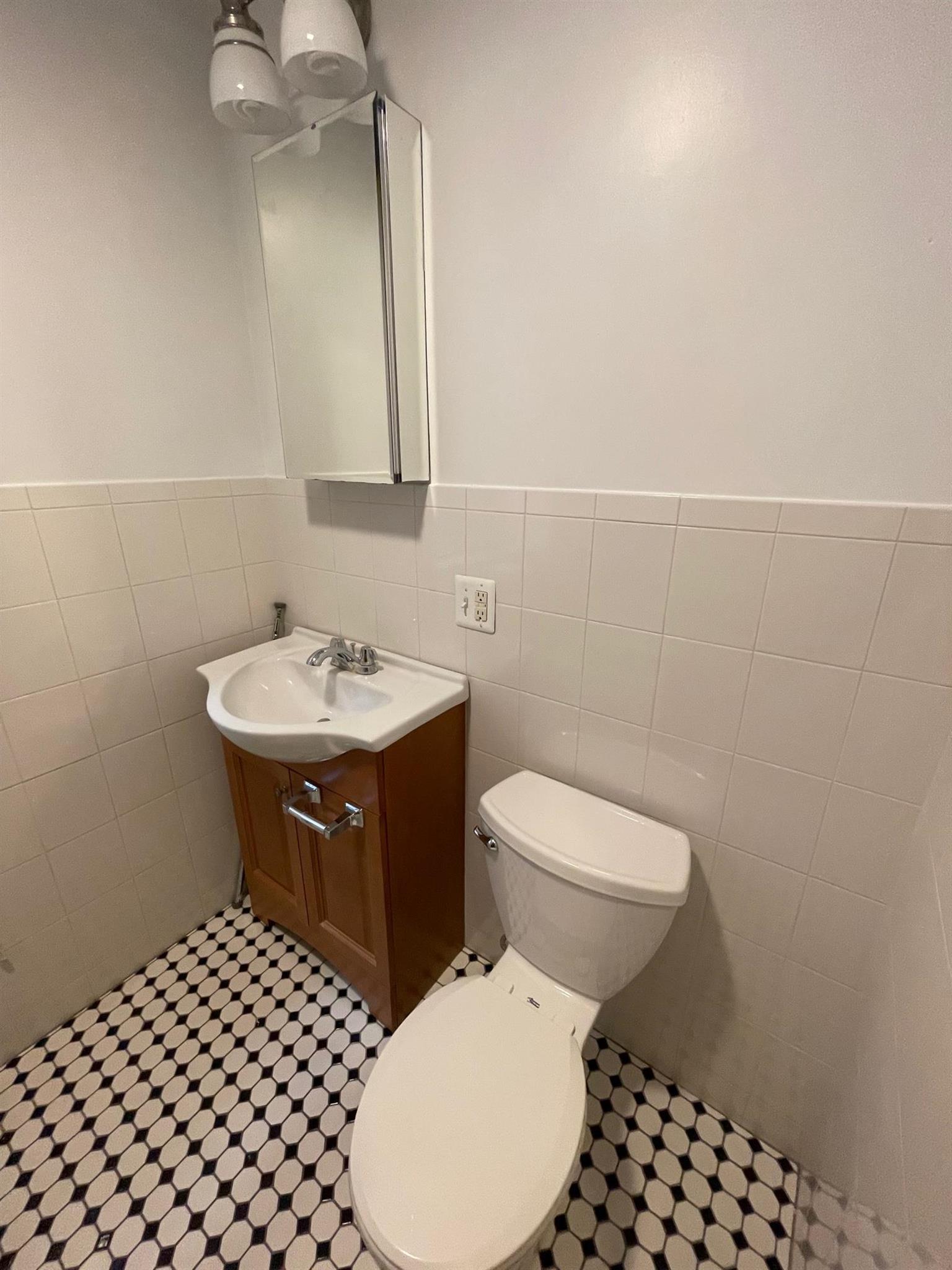 5 Linnaean St, Porter Square