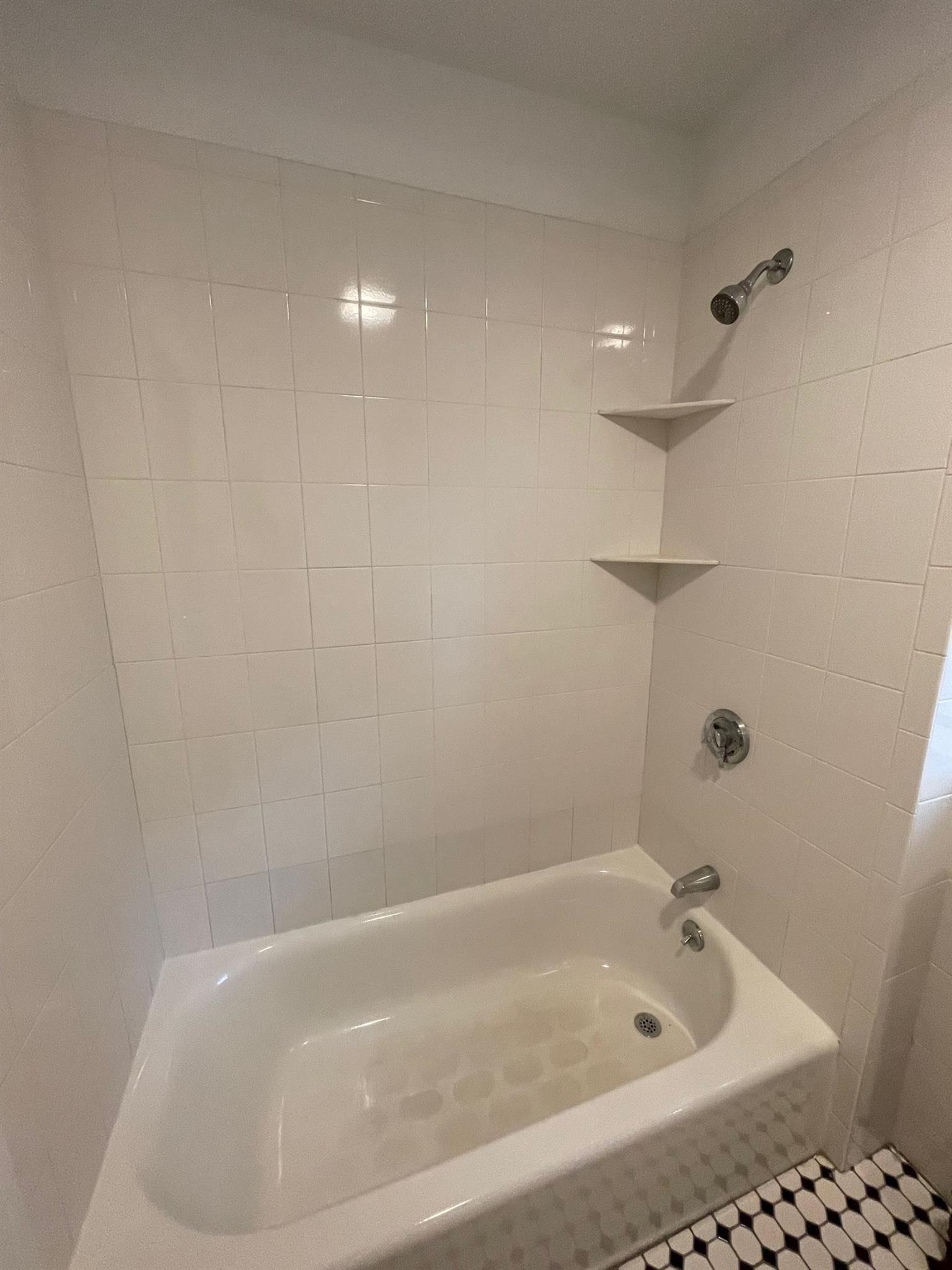 5 Linnaean St, Porter Square