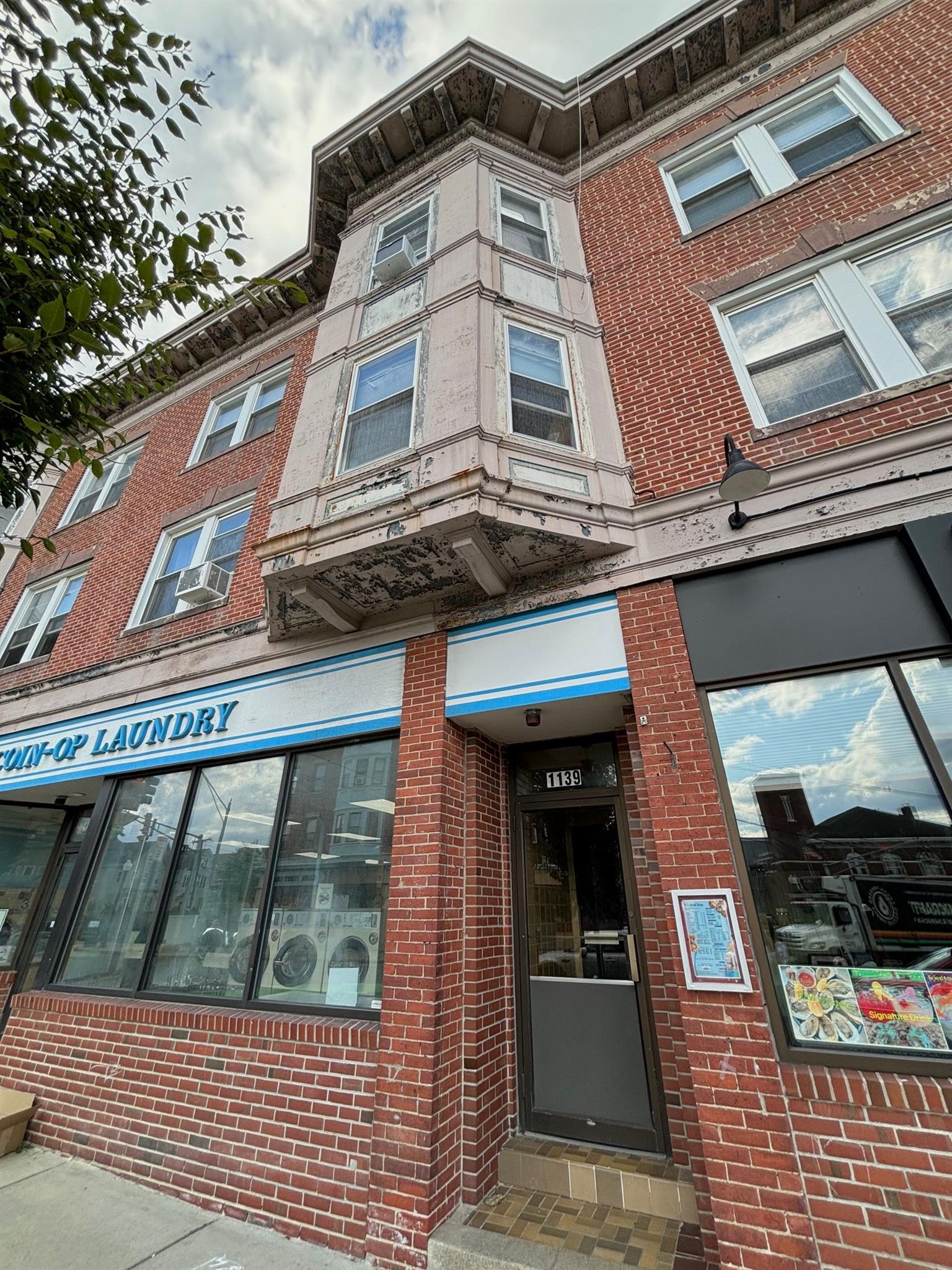 1139 Broadway, Davis Square