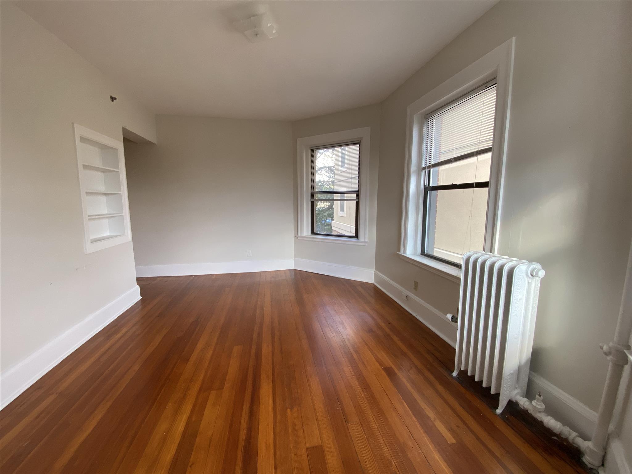 1010 Massachusetts Ave, Harvard Square