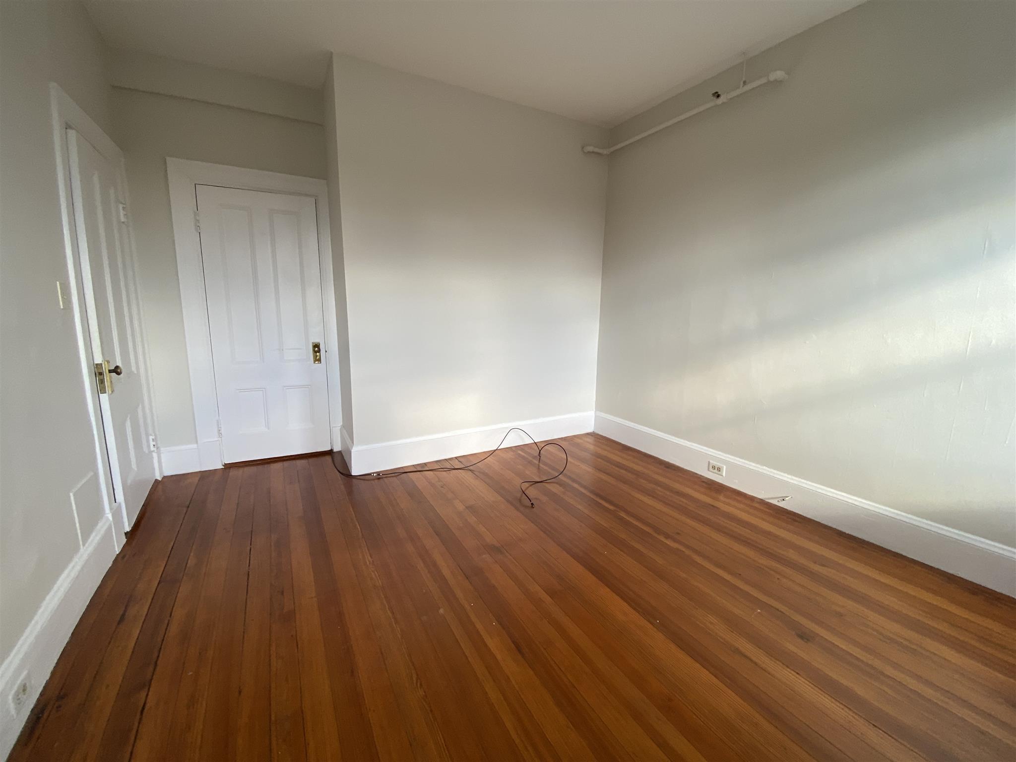 1010 Massachusetts Ave, Harvard Square