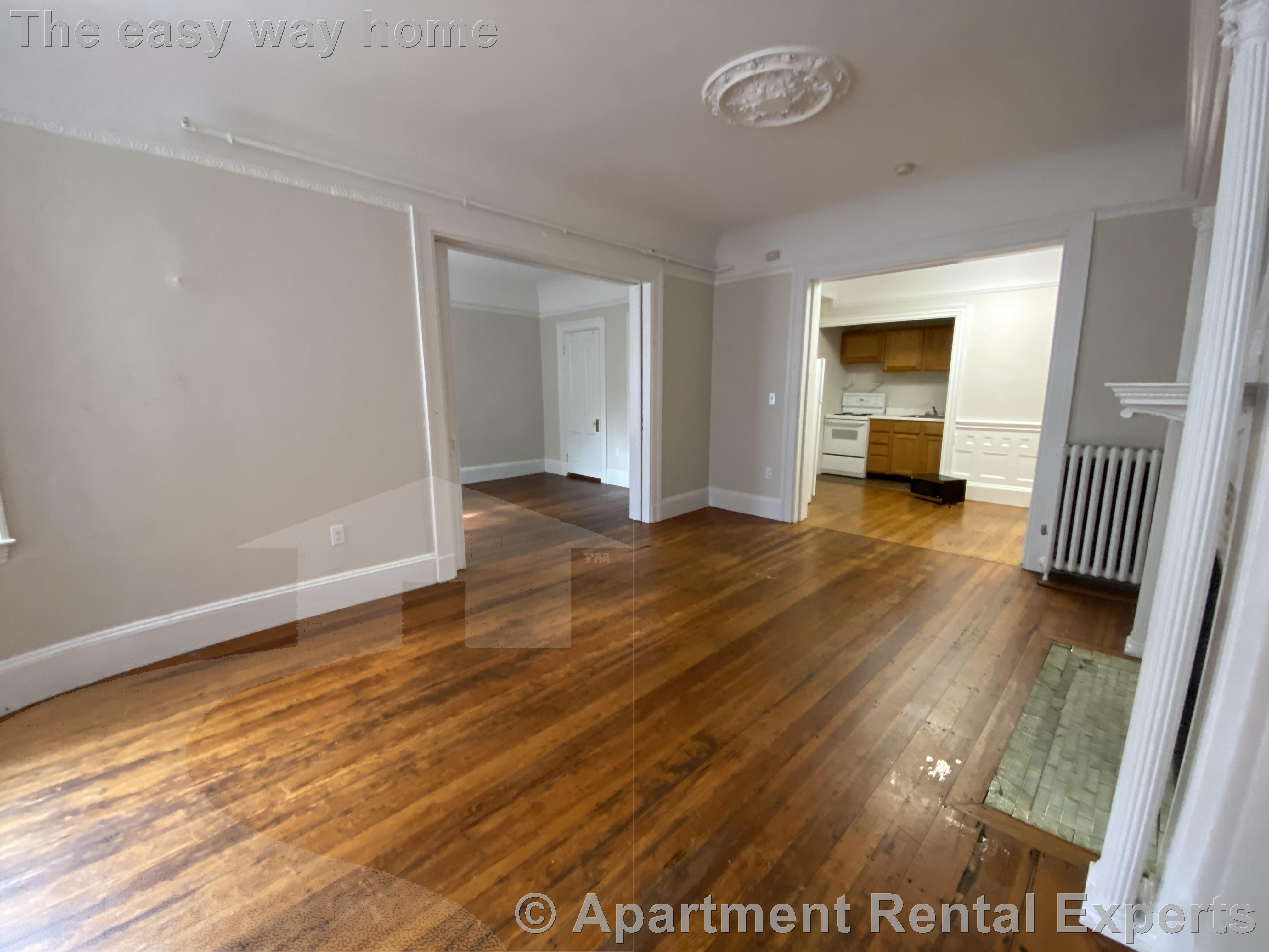 1039 Mass Ave, Harvard Square