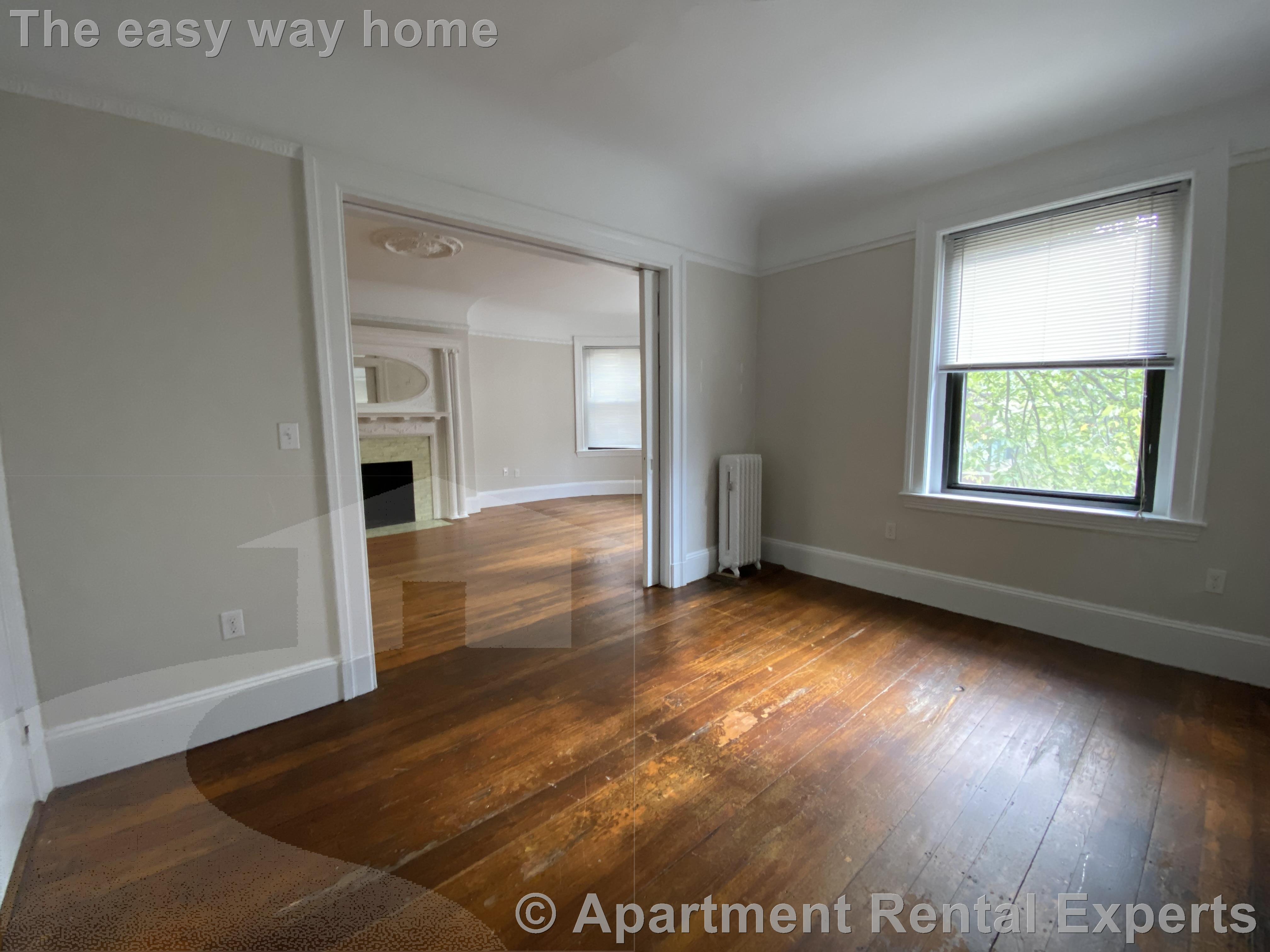 1039 Mass Ave, Harvard Square