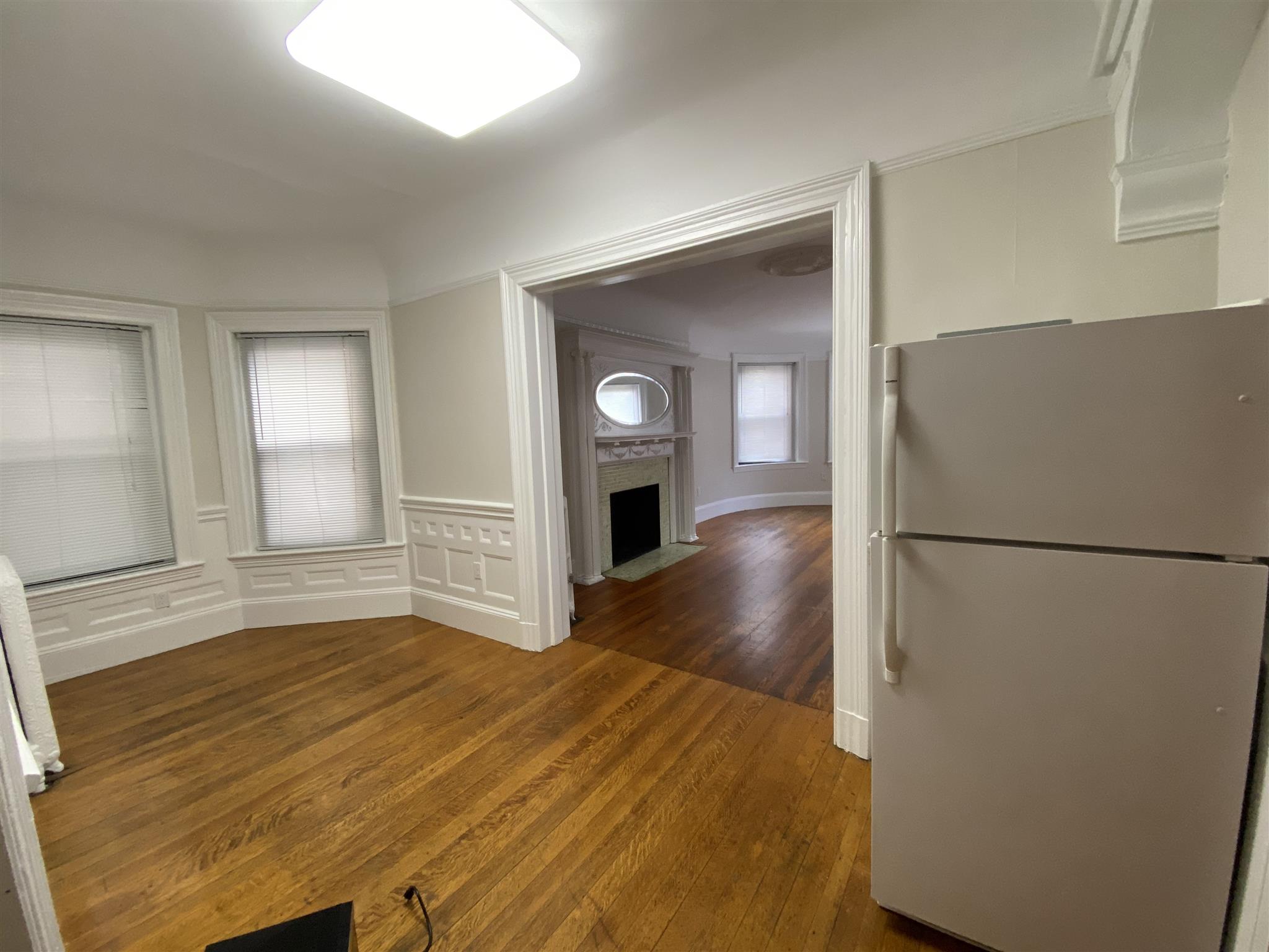 1039 Massachusetts Ave, Harvard Square