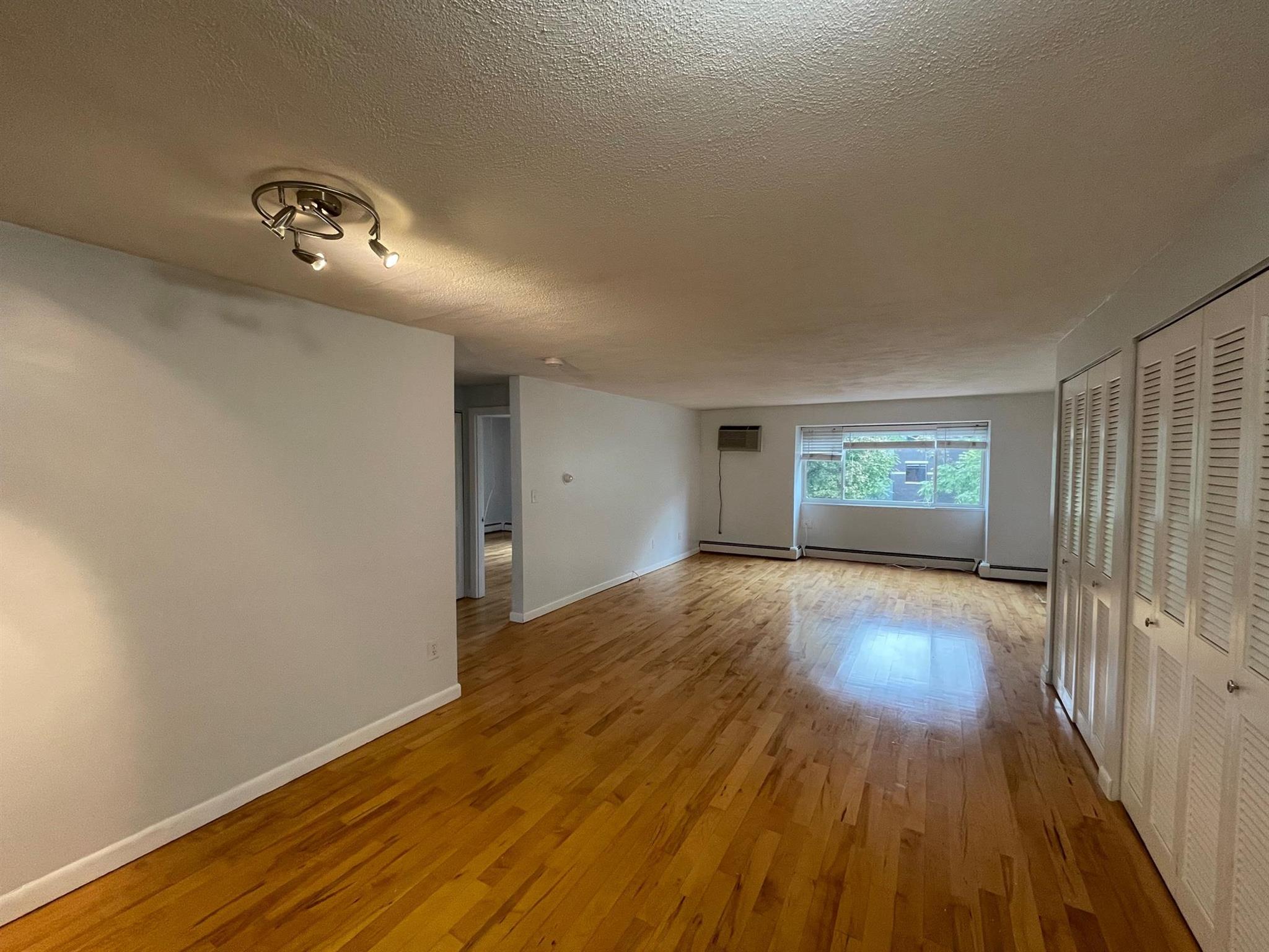 84 Grant St, East Somerville