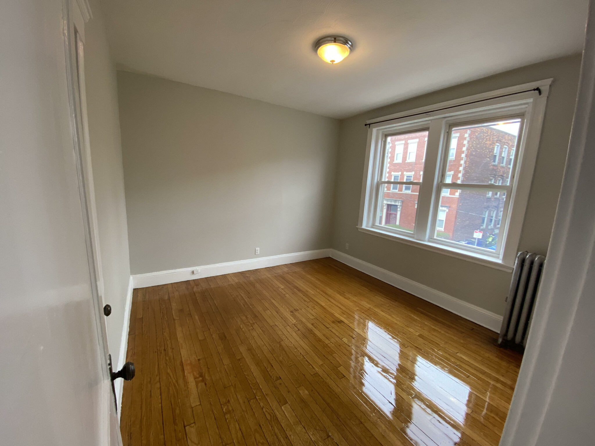 325 Summit Ave, Brighton