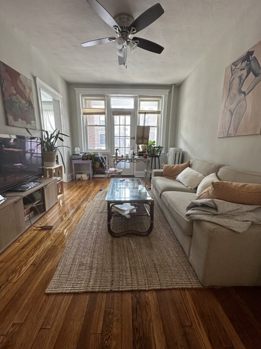 325 Summit Ave, Brighton