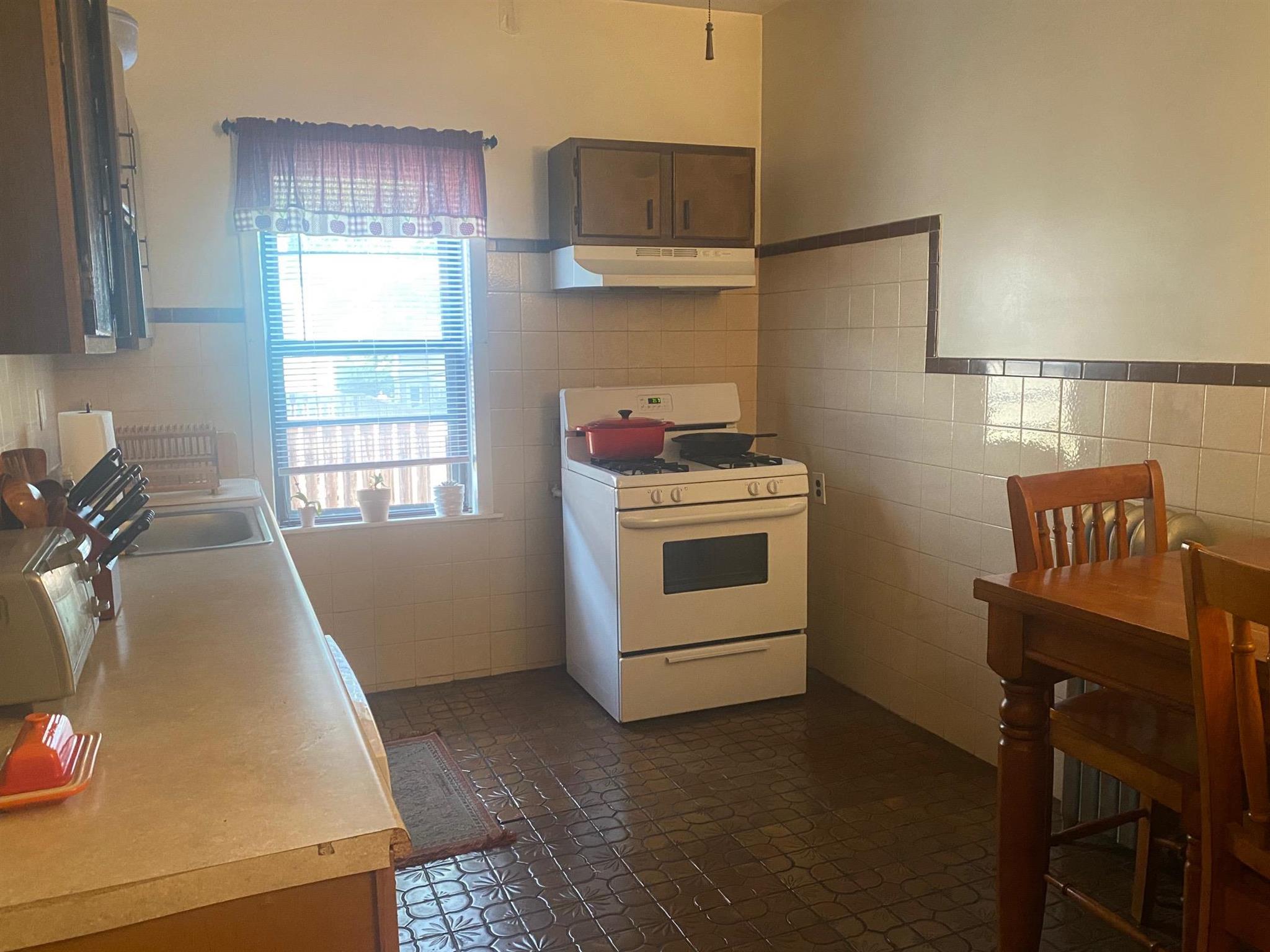 18 Fenwick St, Winter Hill