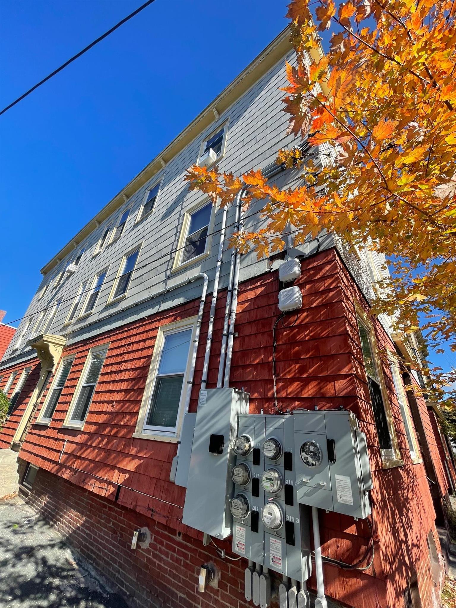 319 Hurley St, East Cambridge