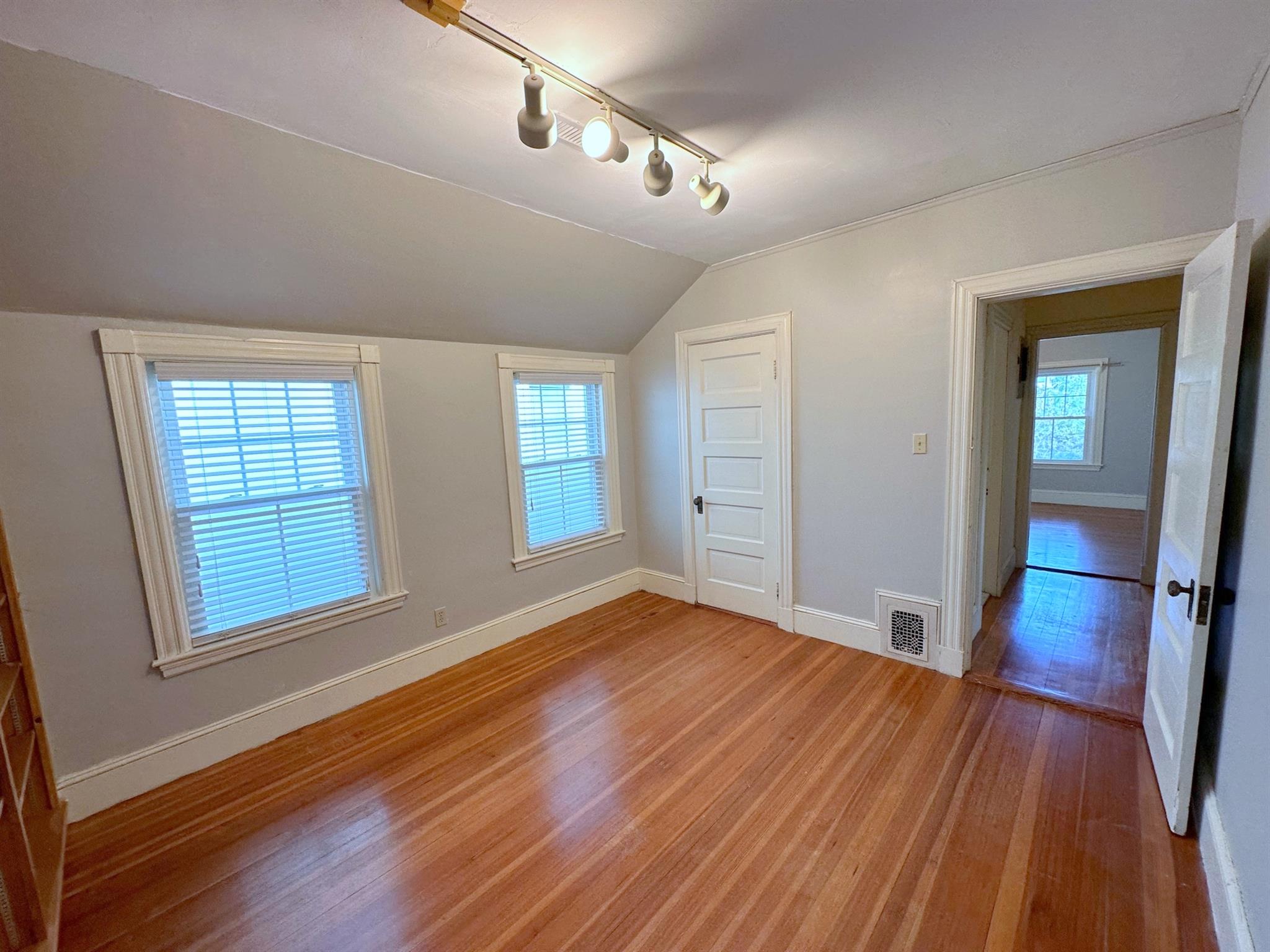 319 Hurley St, East Cambridge