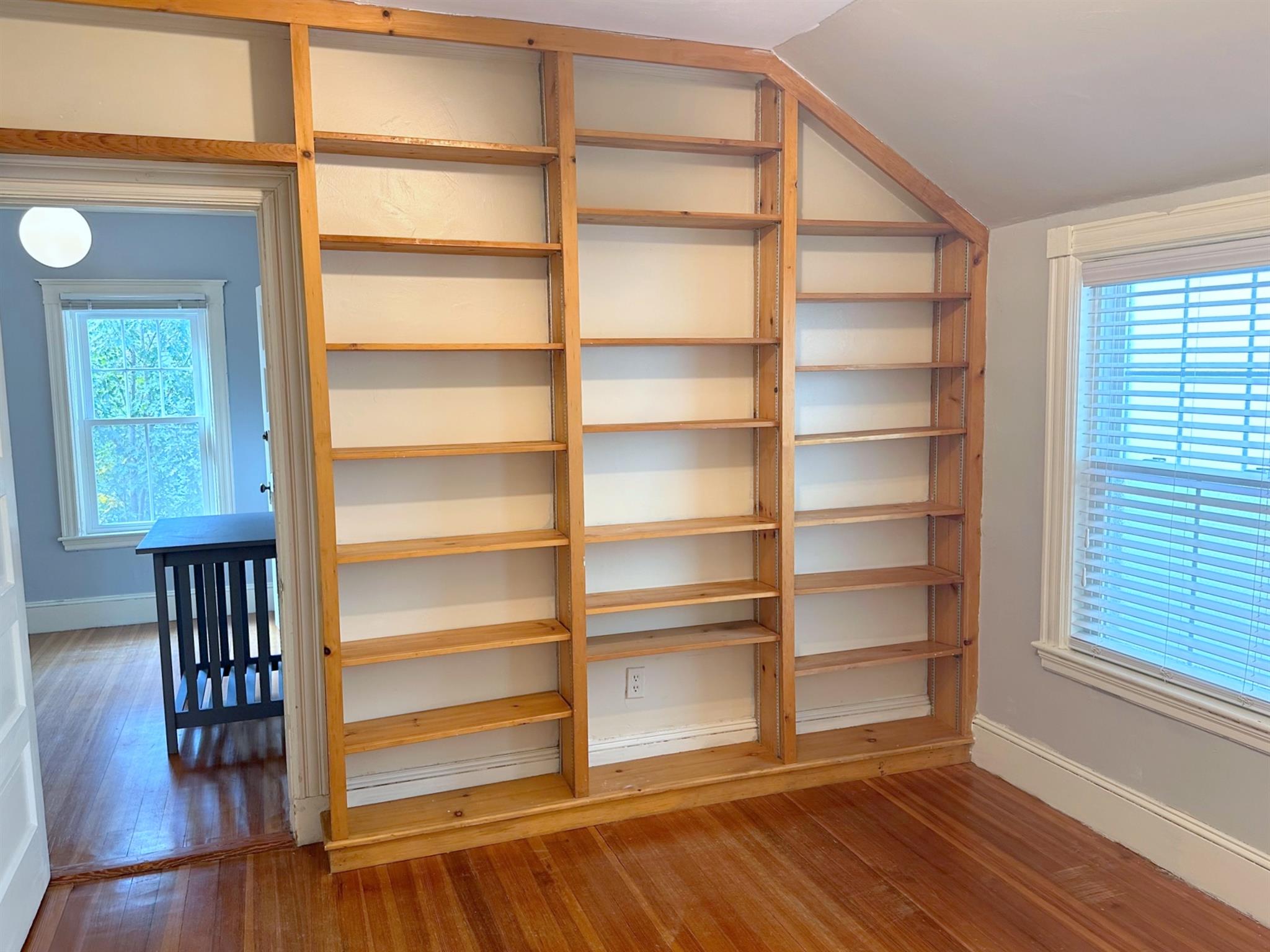 319 Hurley St, East Cambridge